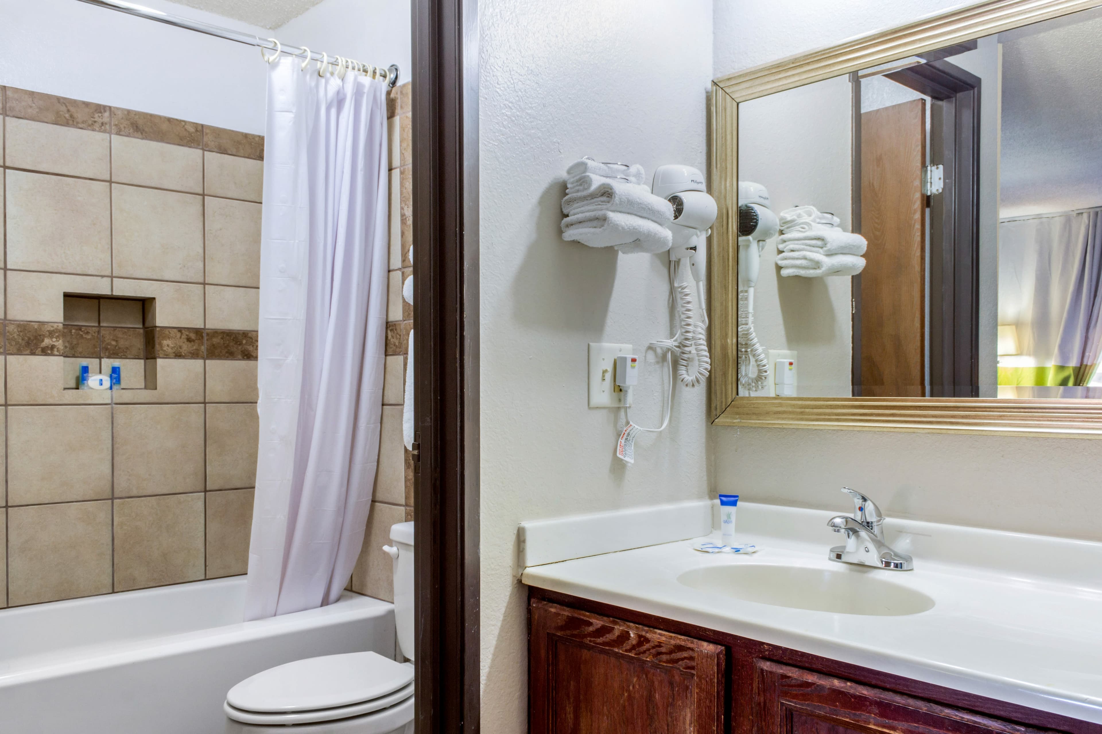 Rodeway Inn near Ft Huachuca — 14