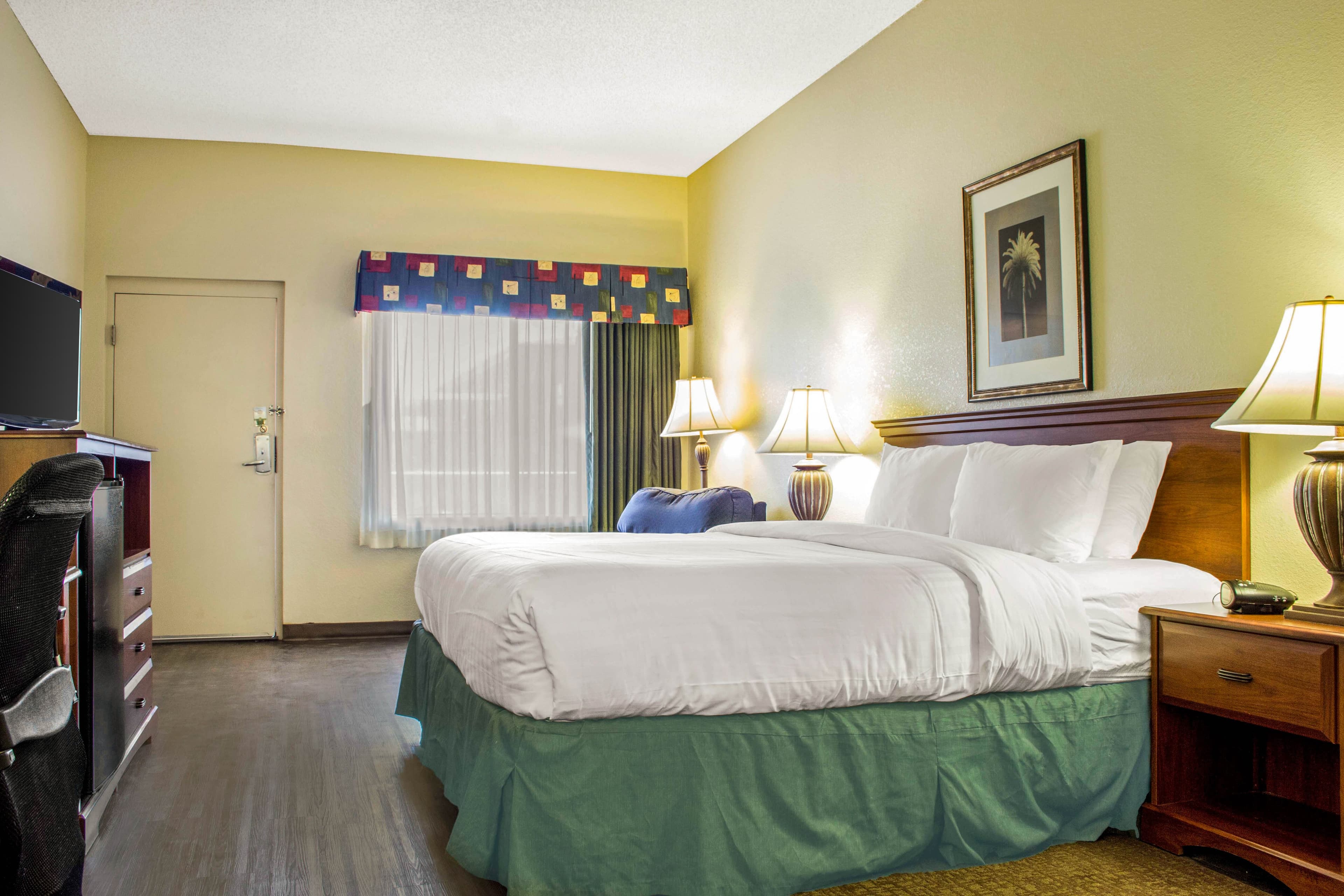 Quality Inn Benson I-10 Exit 304 - Image 5