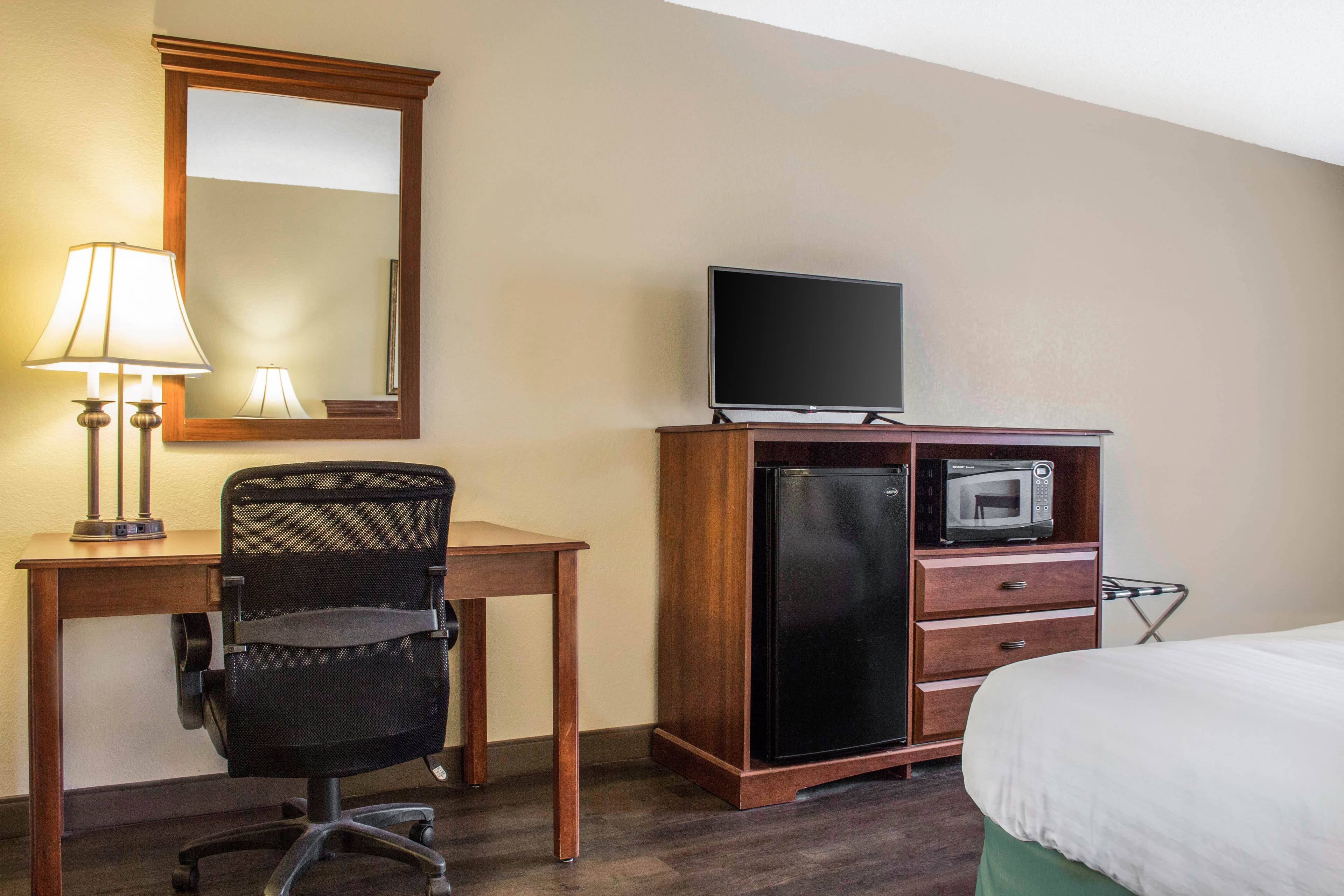 Quality Inn Benson I-10 Exit 304 — 16