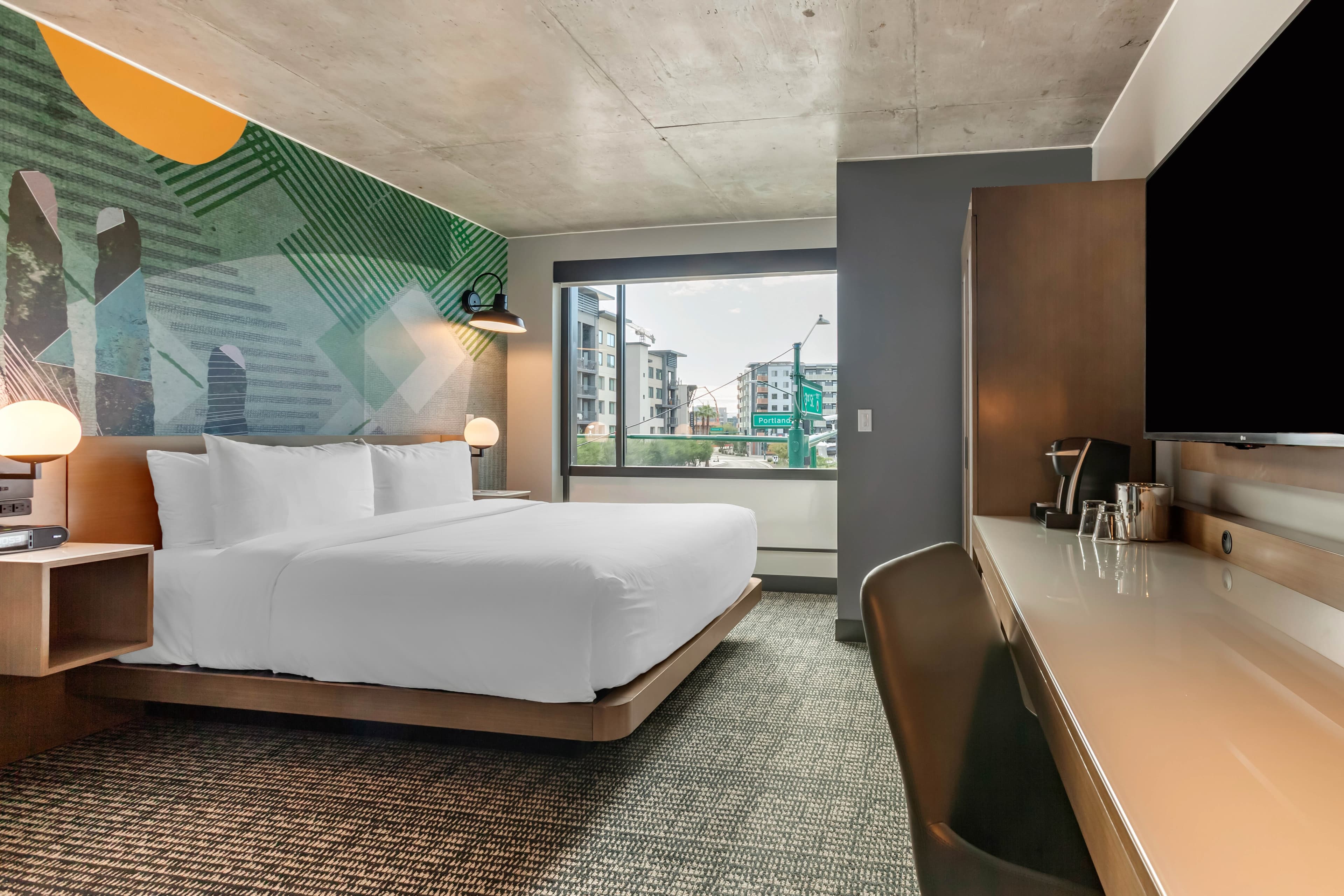 Cambria Hotel Downtown Phoenix Convention Center - Image 3