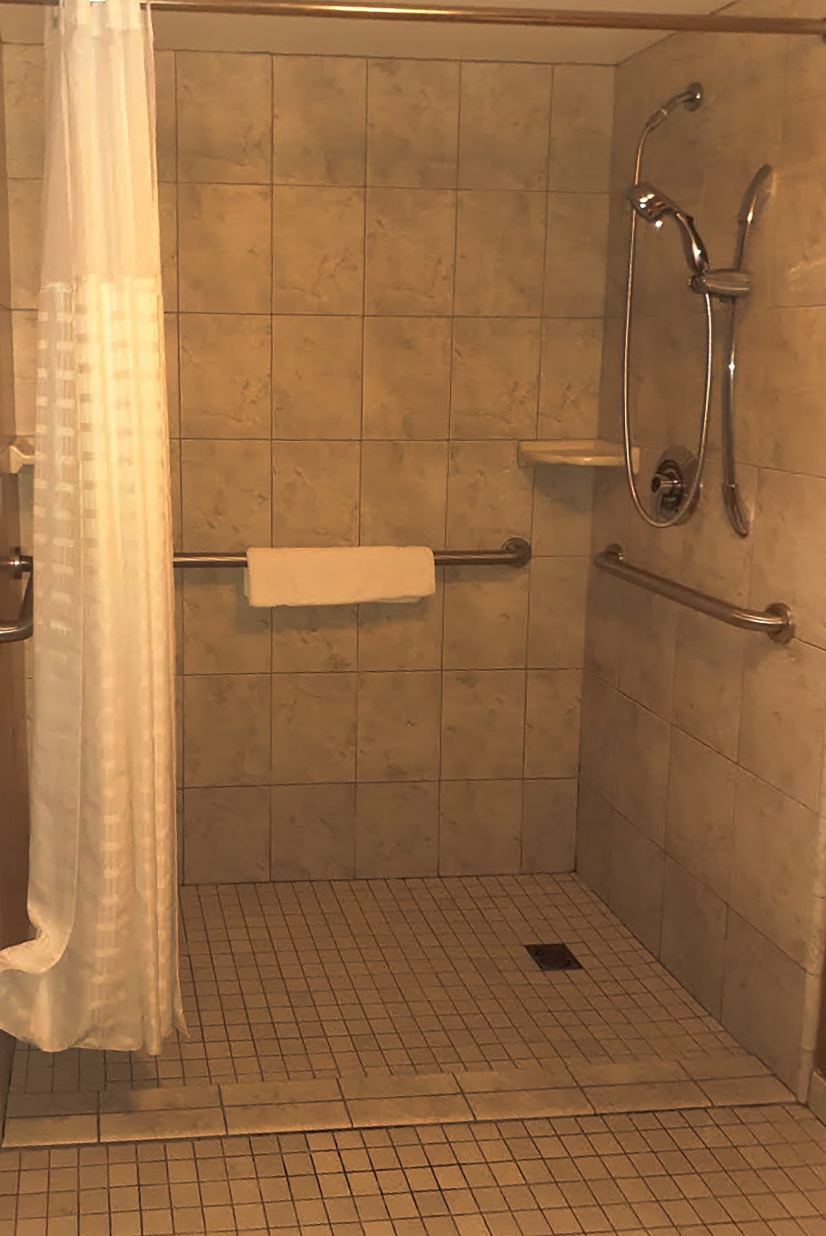 Comfort Inn & Suites Phoenix North / Deer Valley - Image 5