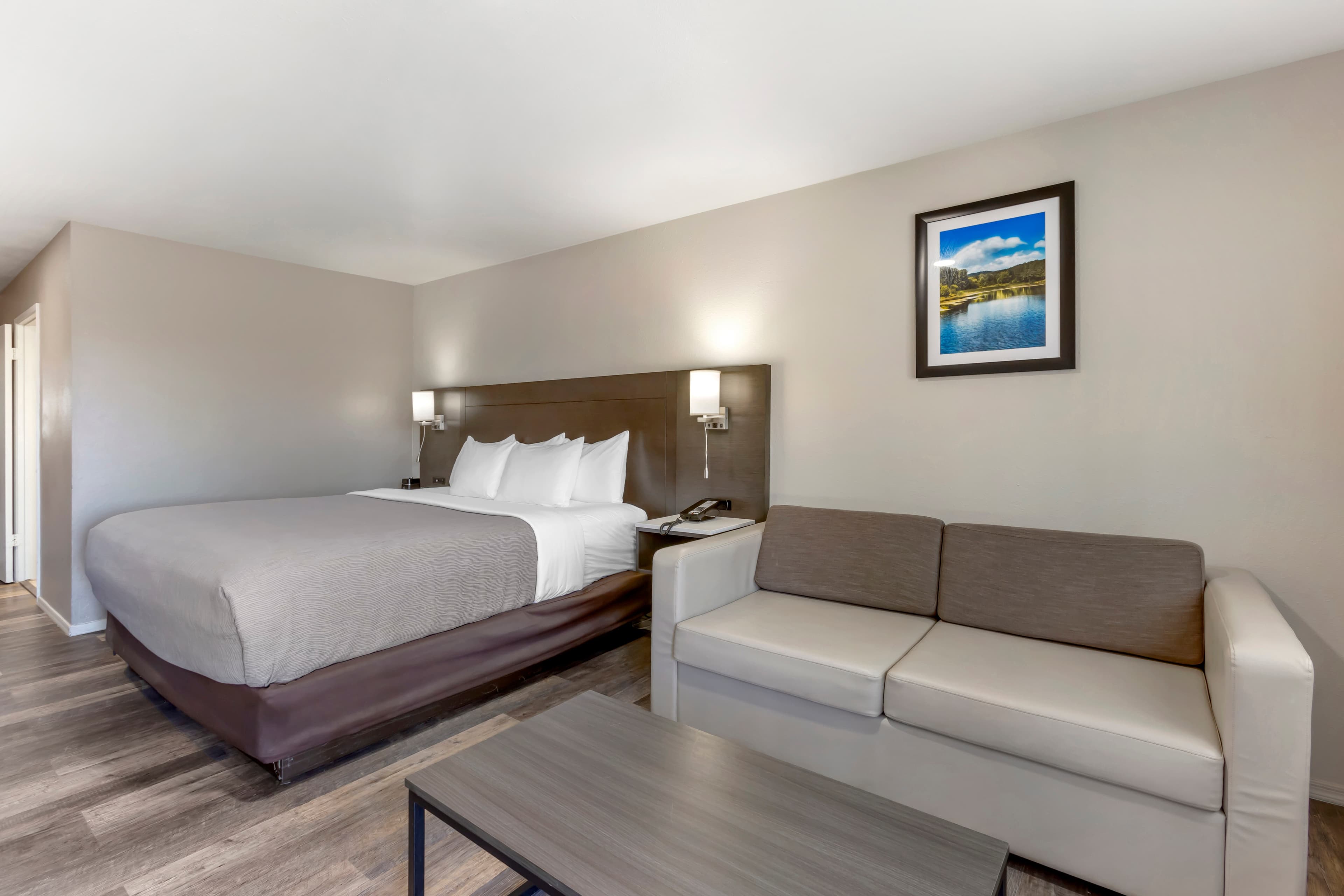 Quality Inn Show Low - Image 2