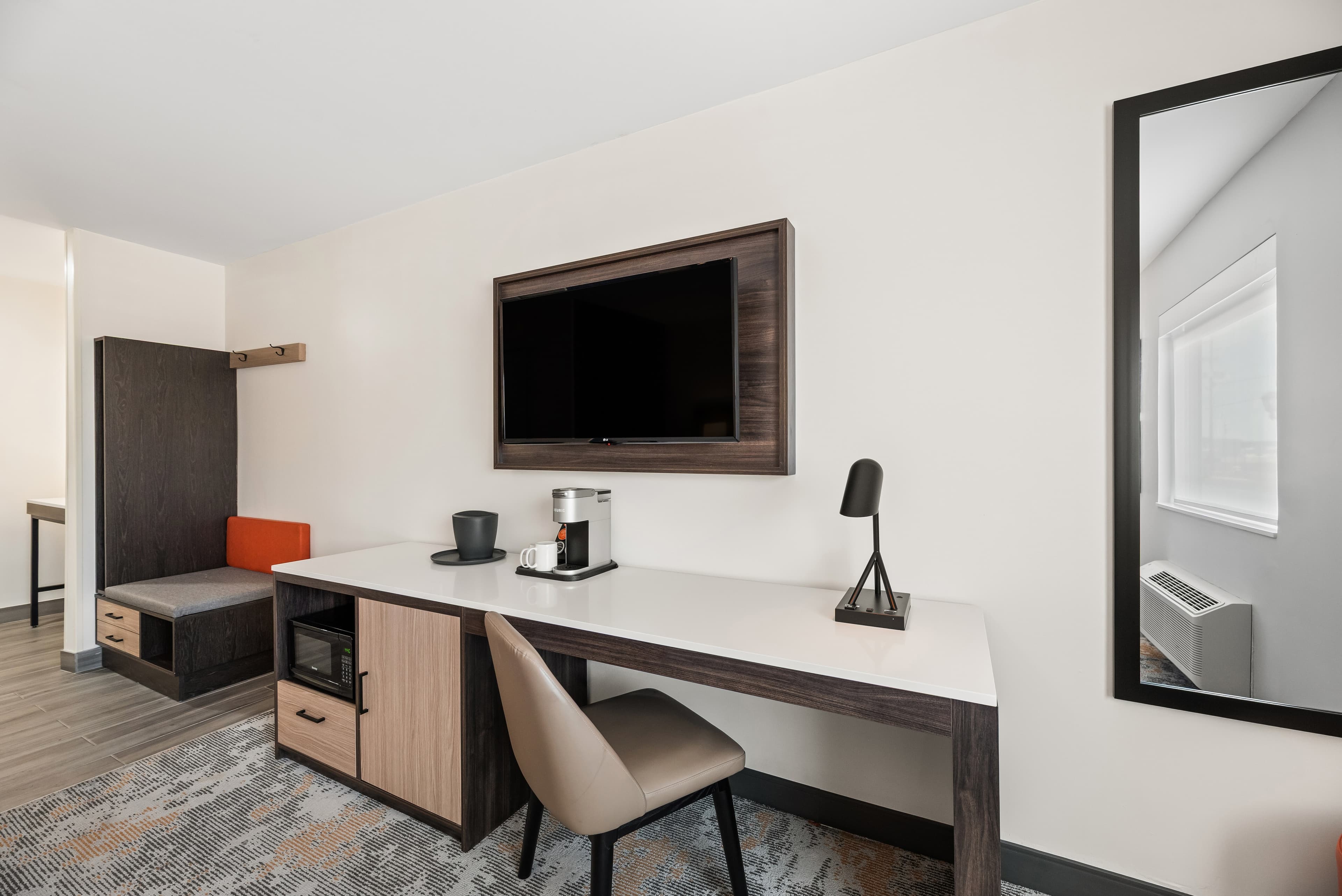 The Ellsworth Hotel, an Ascend Collection Hotel - Image 3