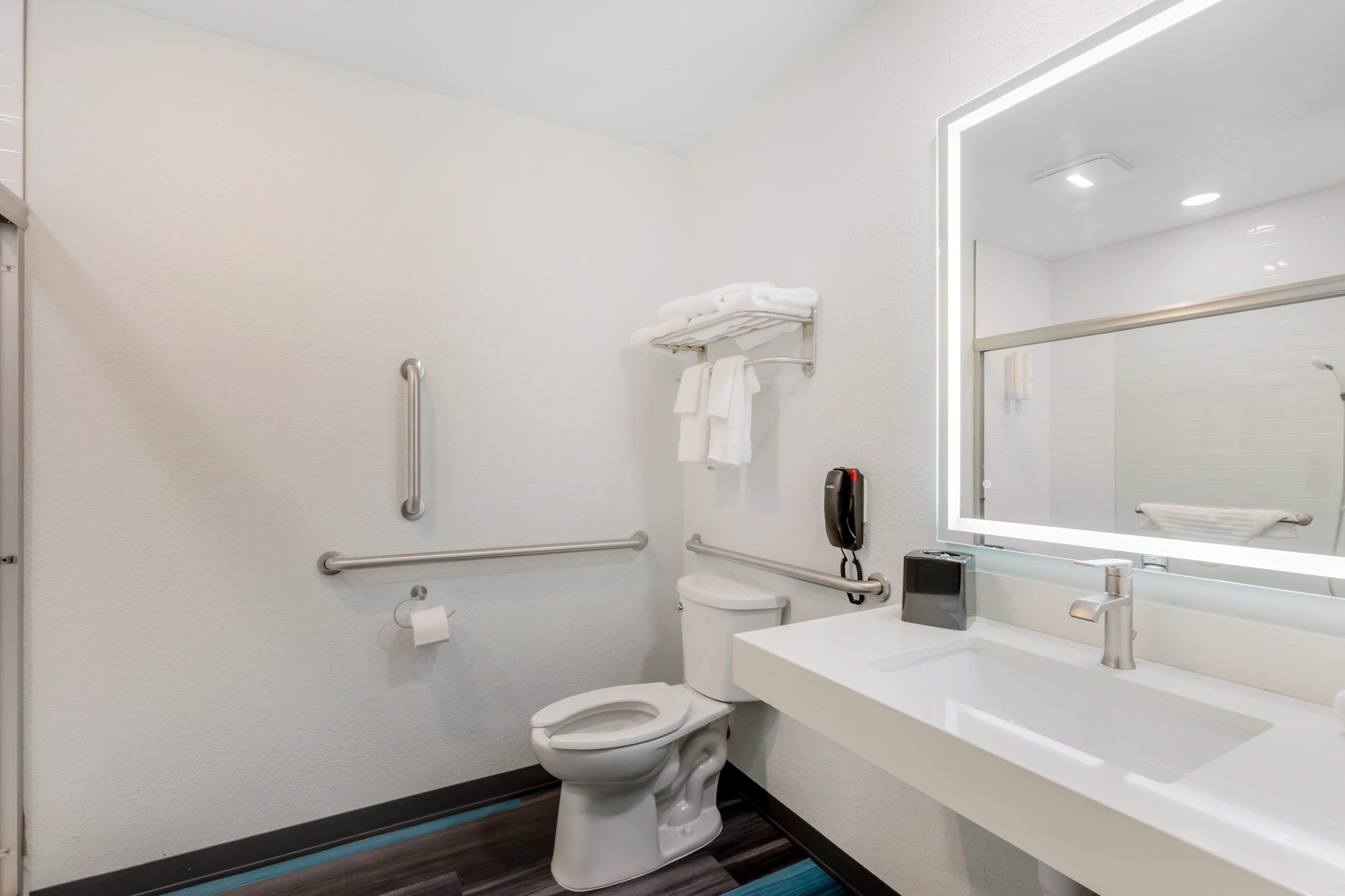 Clarion Pointe Prescott Valley — 22