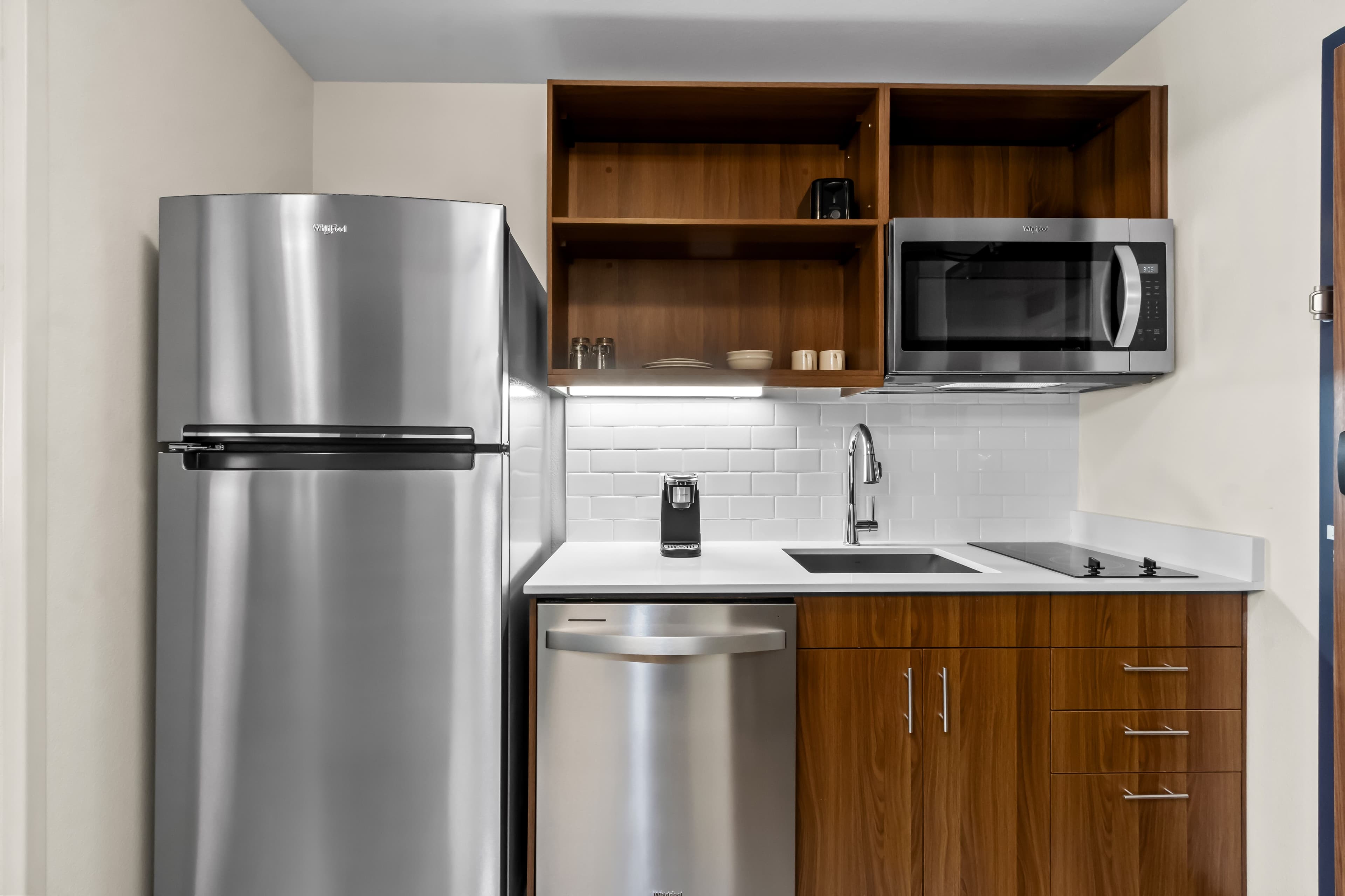 Everhome Suites Chandler Phoenix Fashion Center — 13