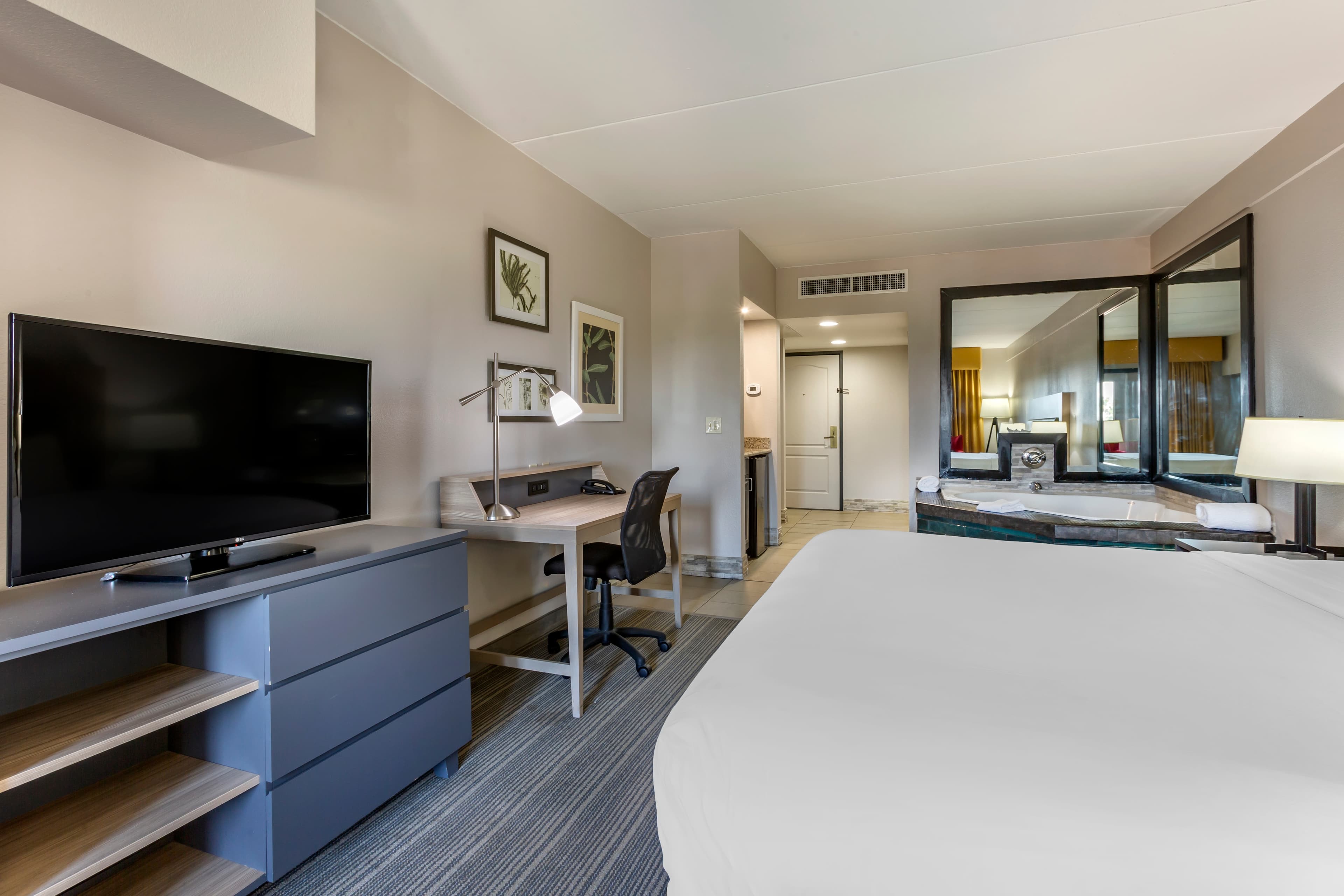 Country Inn & Suites by Radisson, Mesa, AZ — 16