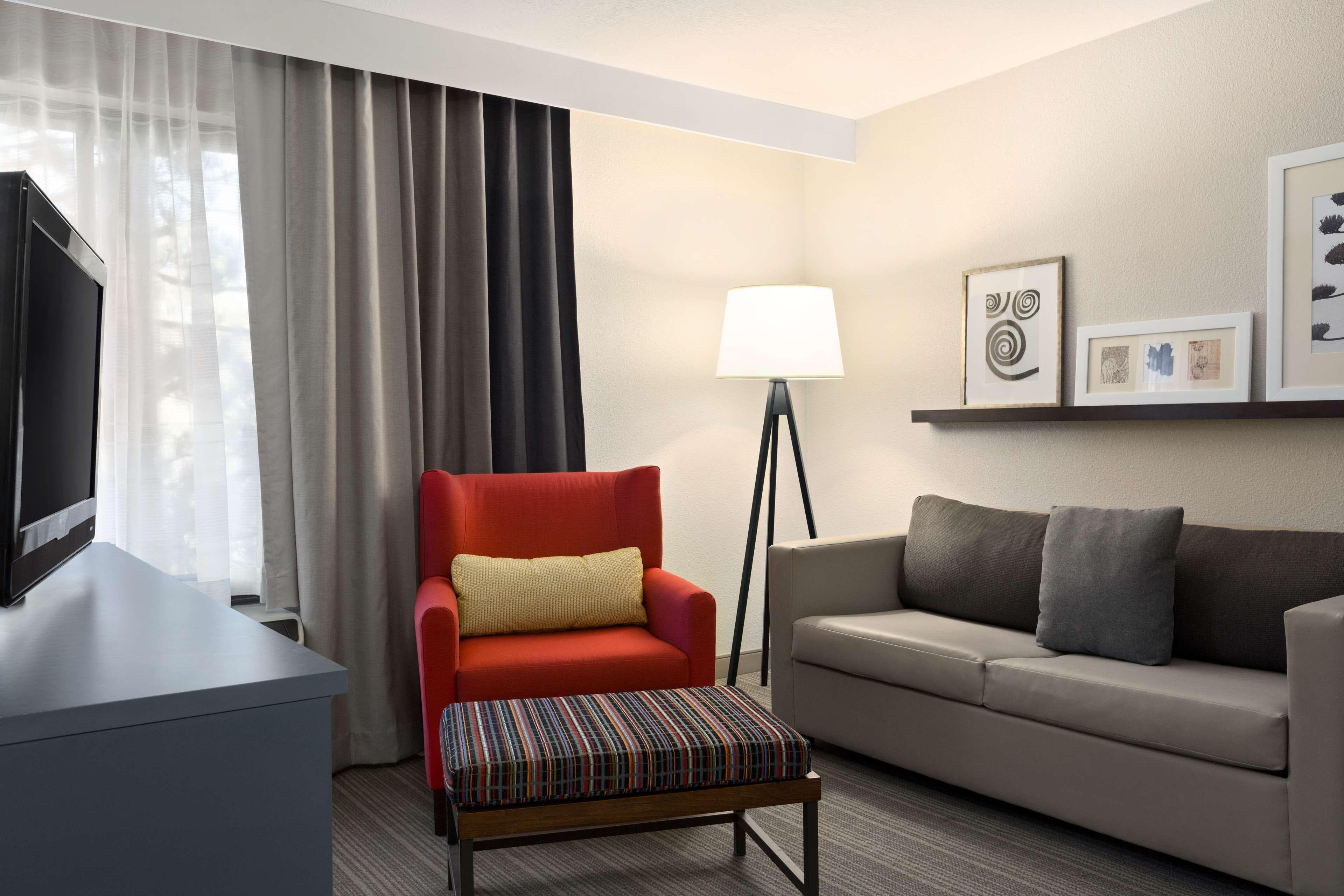 Country Inn & Suites by Radisson, Flagstaff, AZ - Image 5