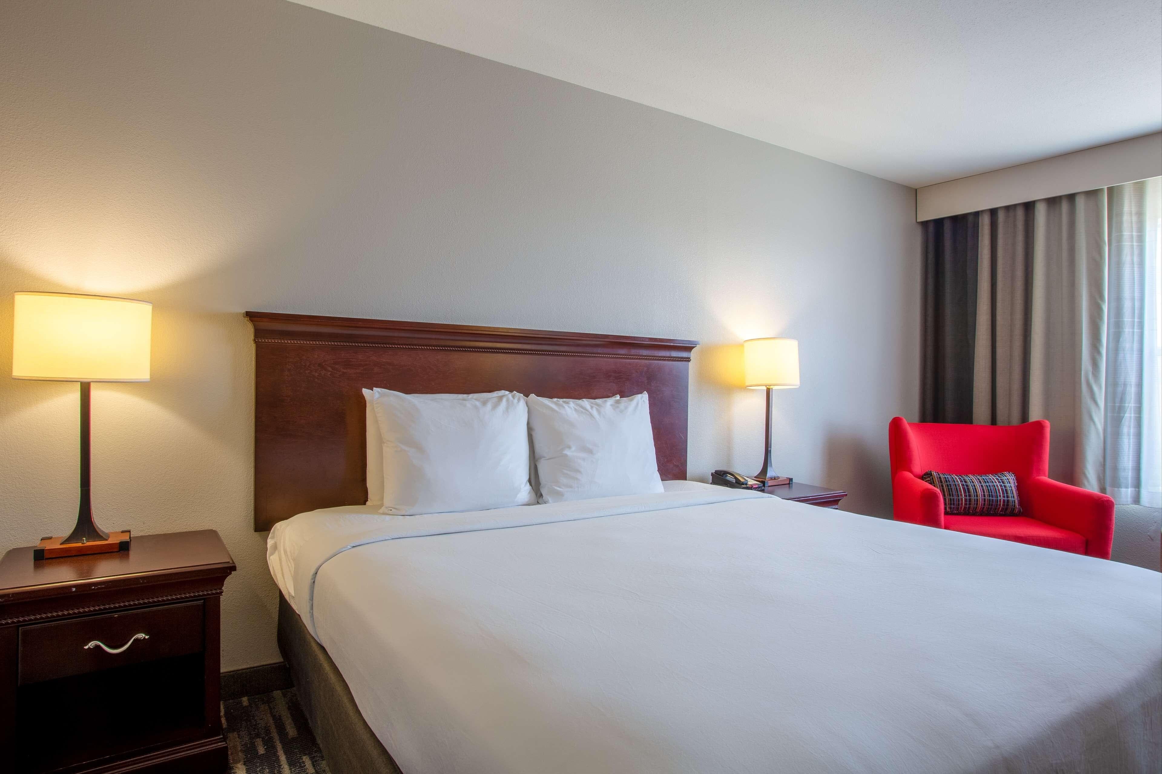 Country Inn & Suites by Radisson, Tucson City Center AZ - Image 3