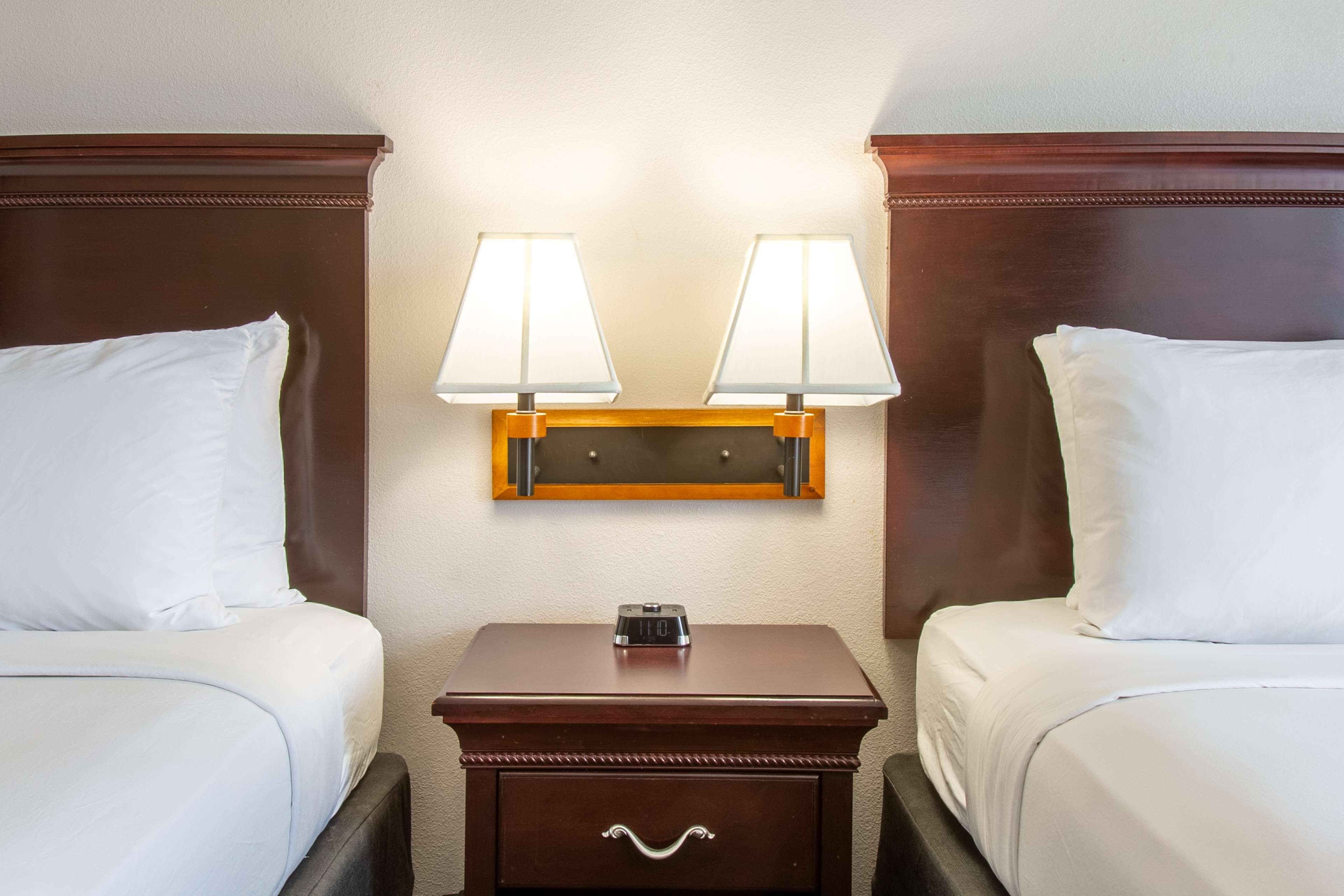 Country Inn & Suites by Radisson, Tucson City Center AZ — 31