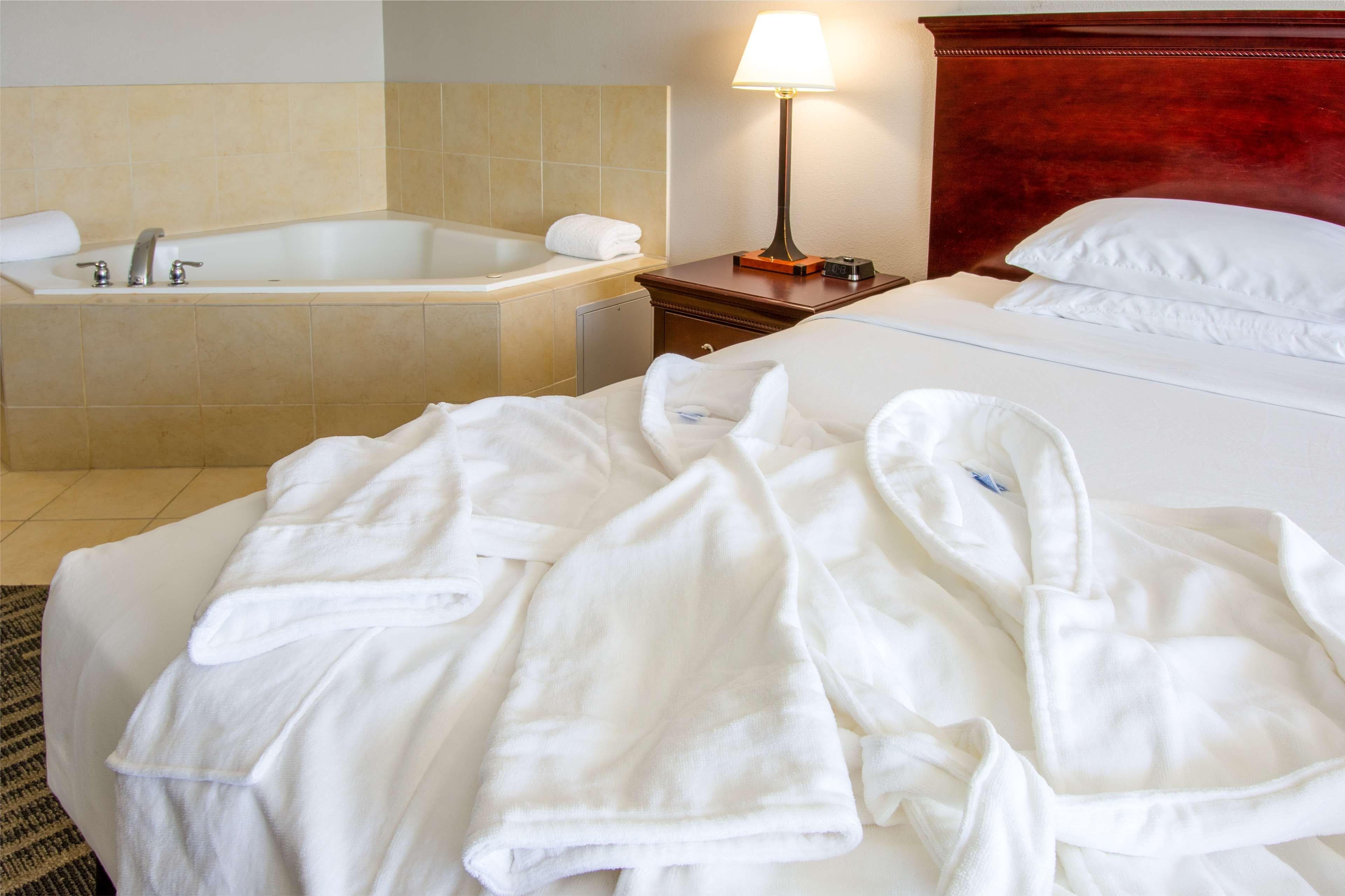 Country Inn & Suites by Radisson, Tucson City Center AZ — 23