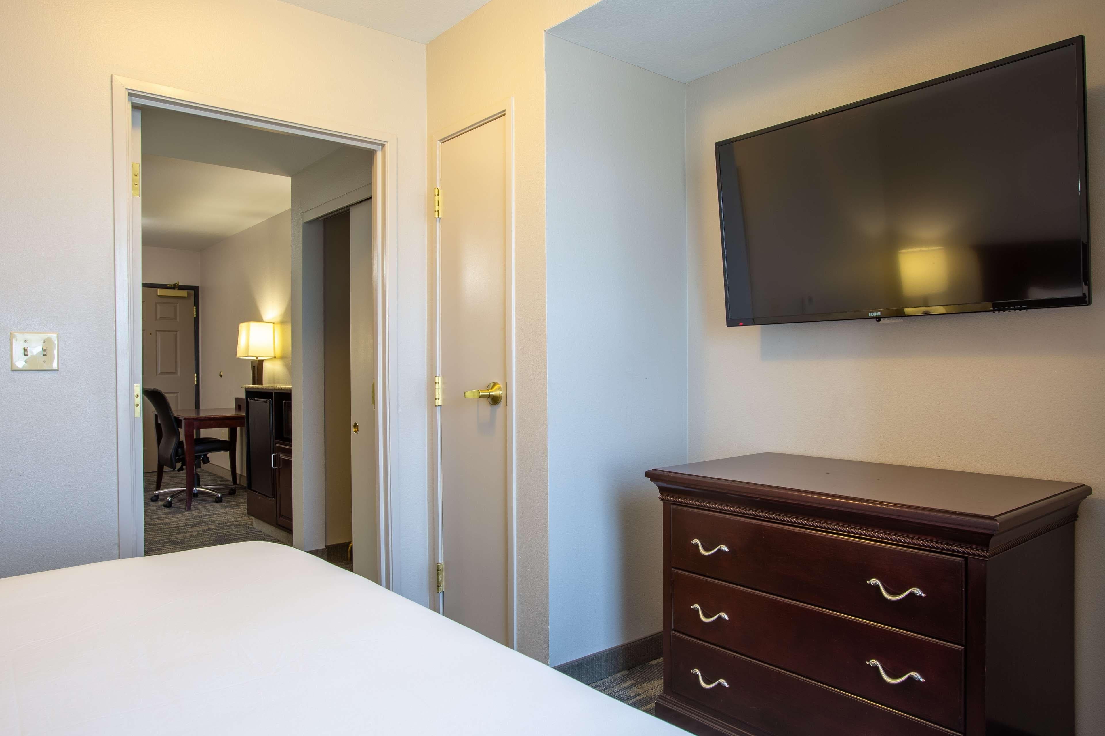 Country Inn & Suites by Radisson, Tucson City Center AZ — 12