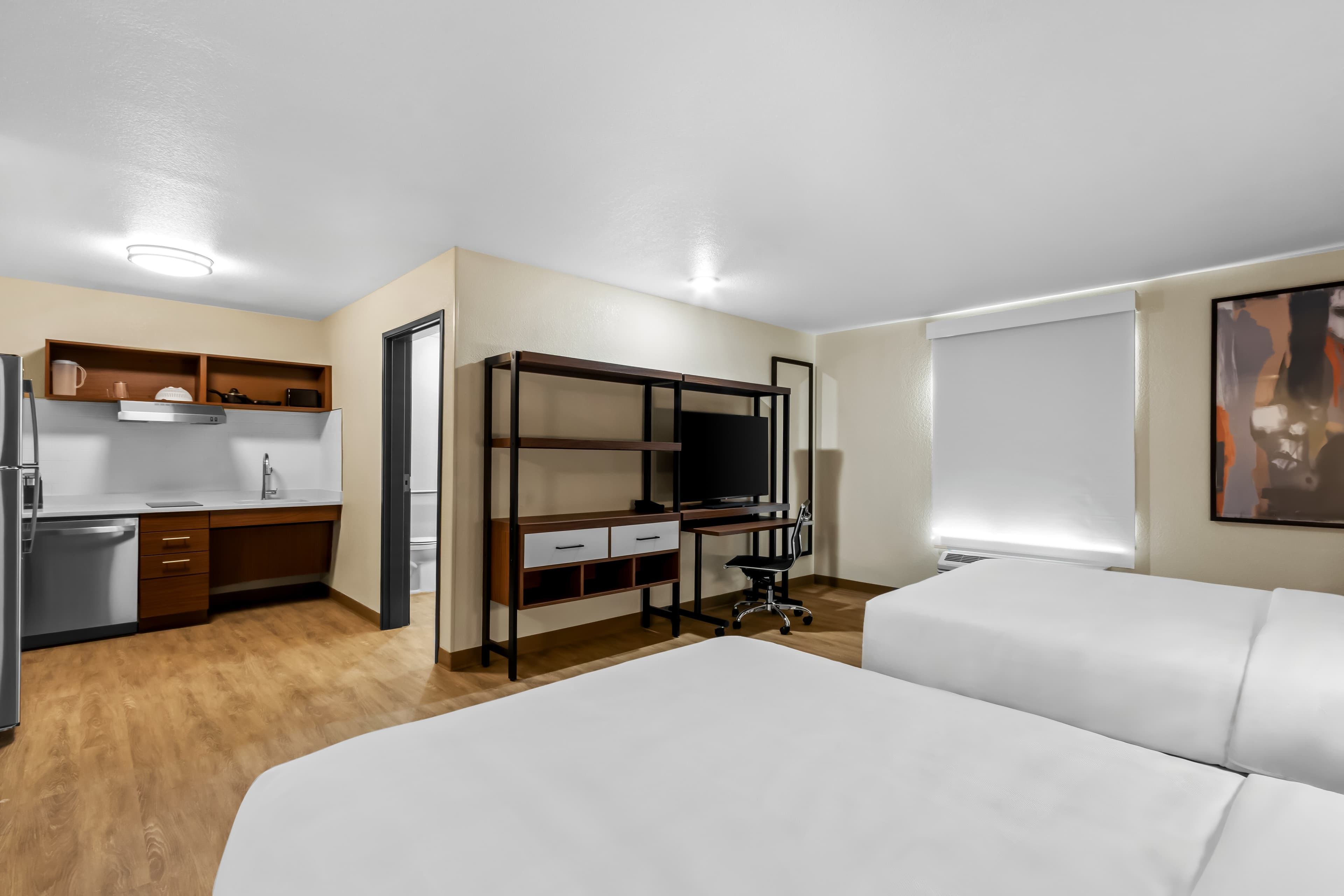 Everhome Suites Yuma East I-8 — 9