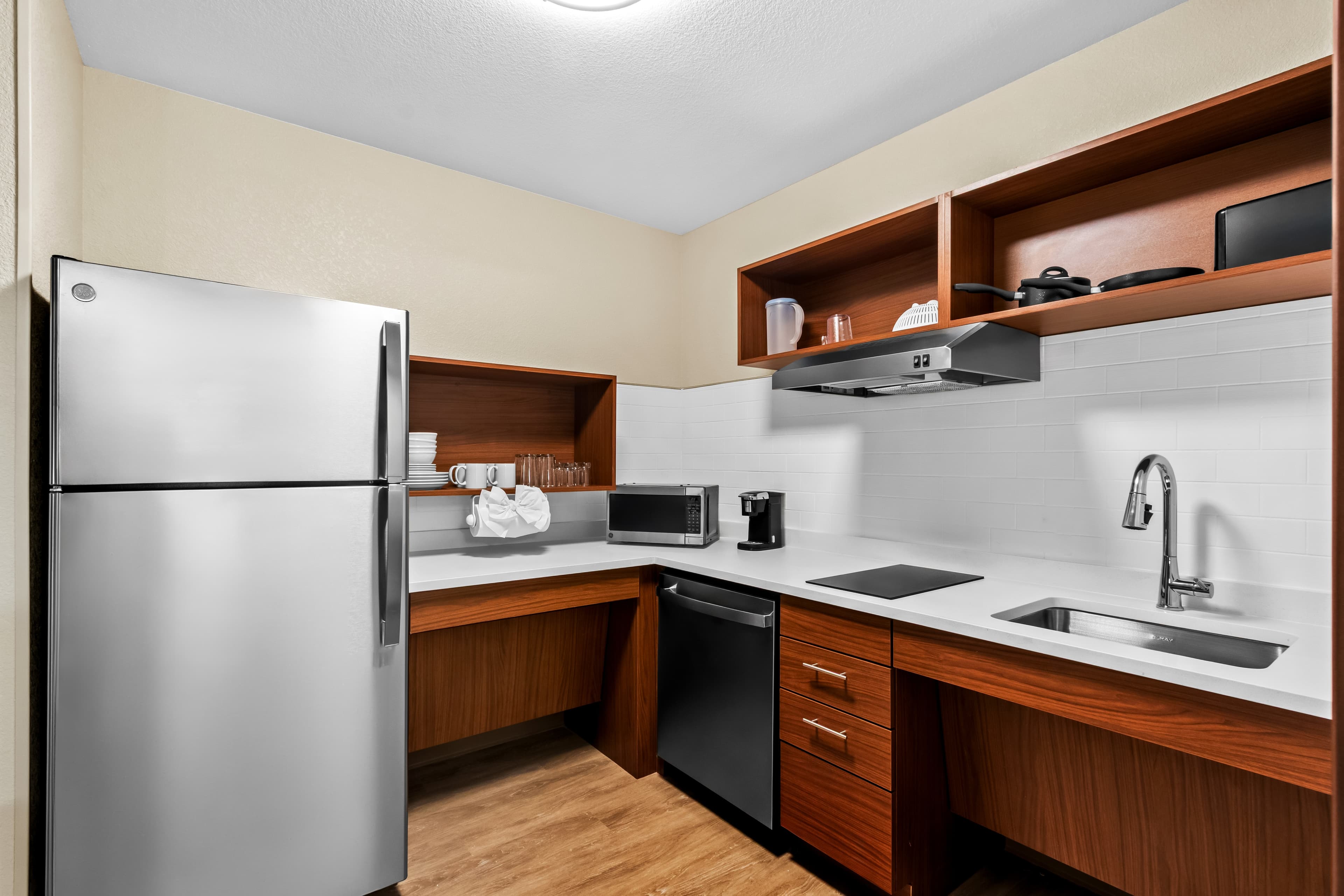 Everhome Suites Yuma East I-8 — 11