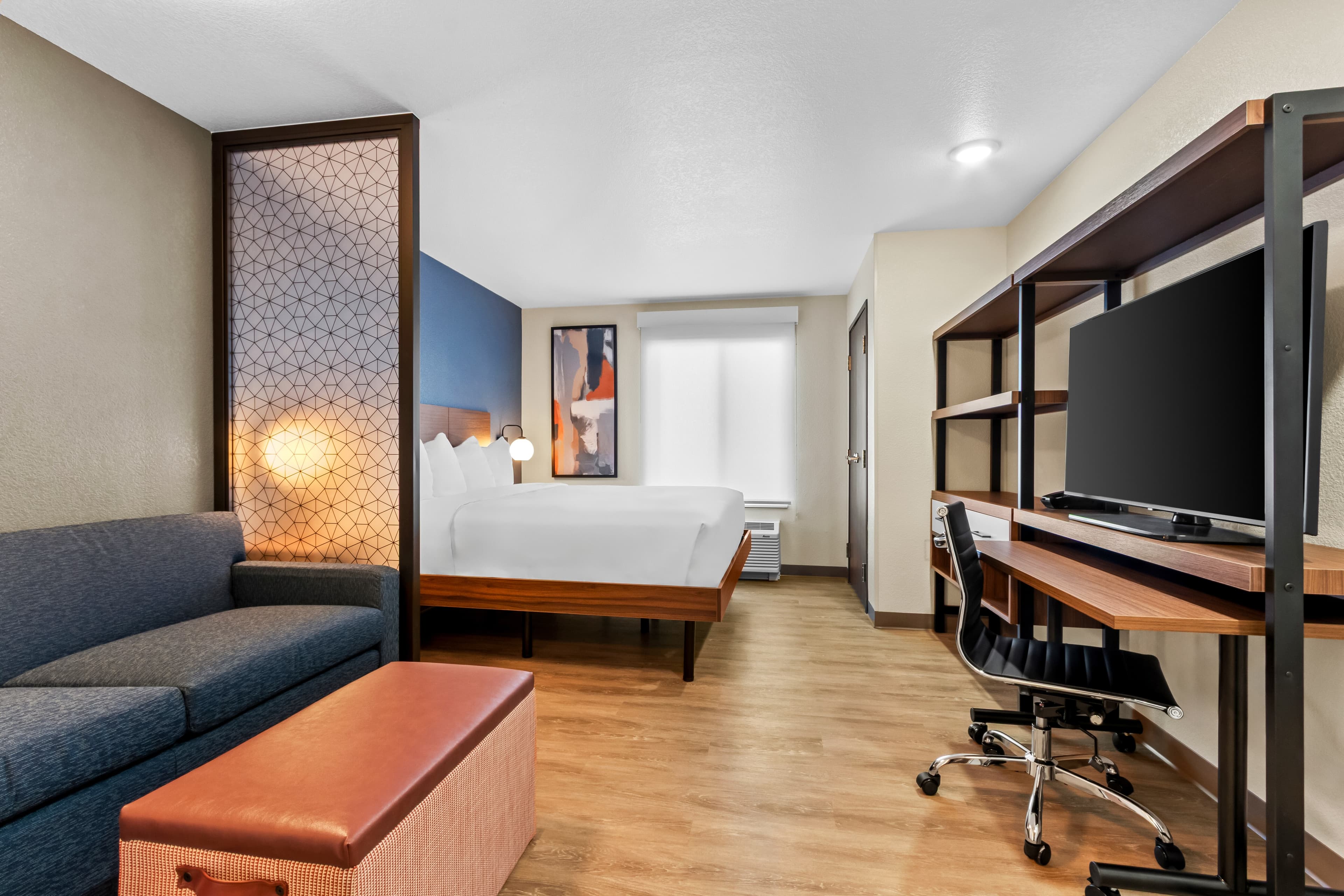 Everhome Suites Yuma East I-8 - Image 1