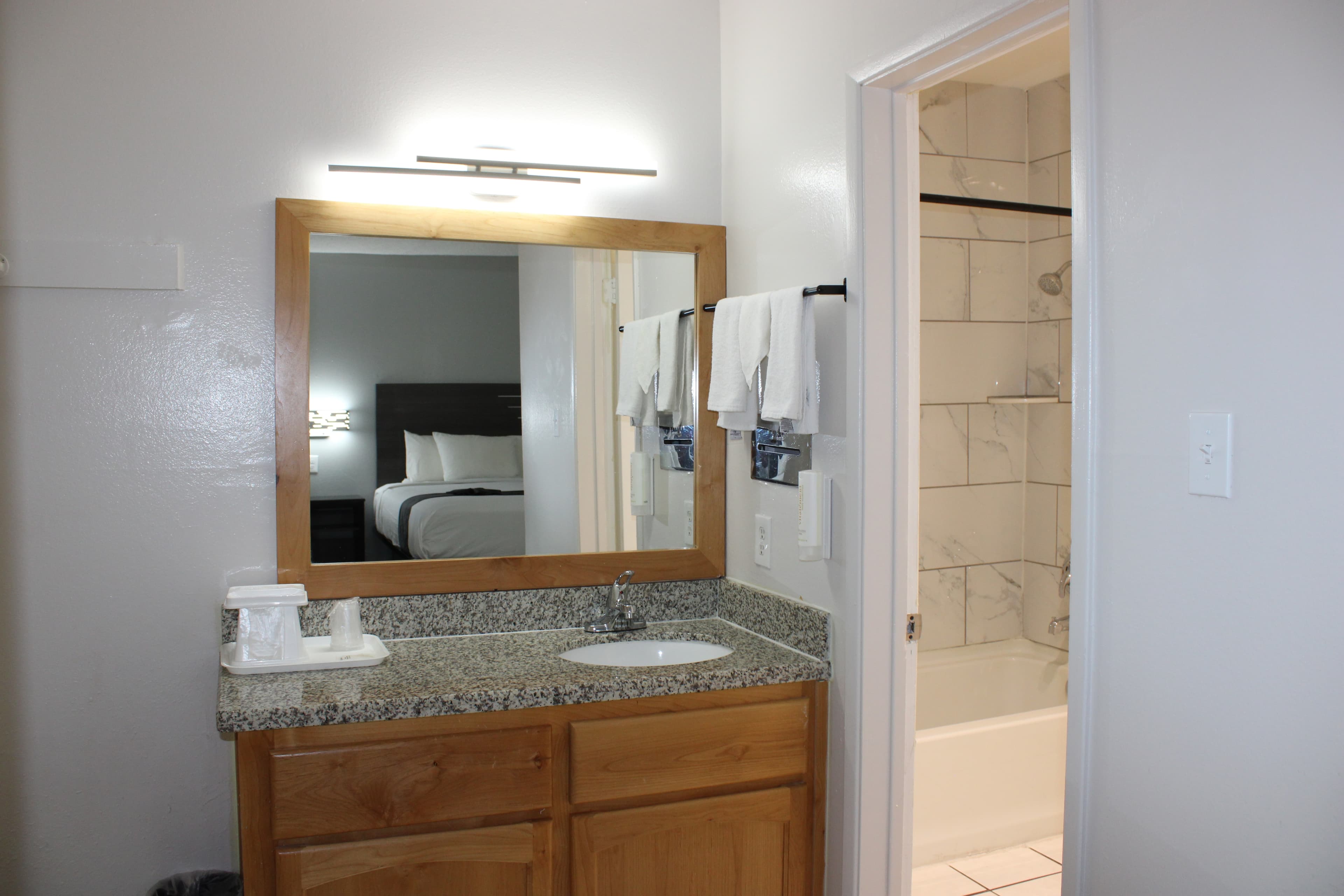 Rodeway Inn Yuma Downtown — 43