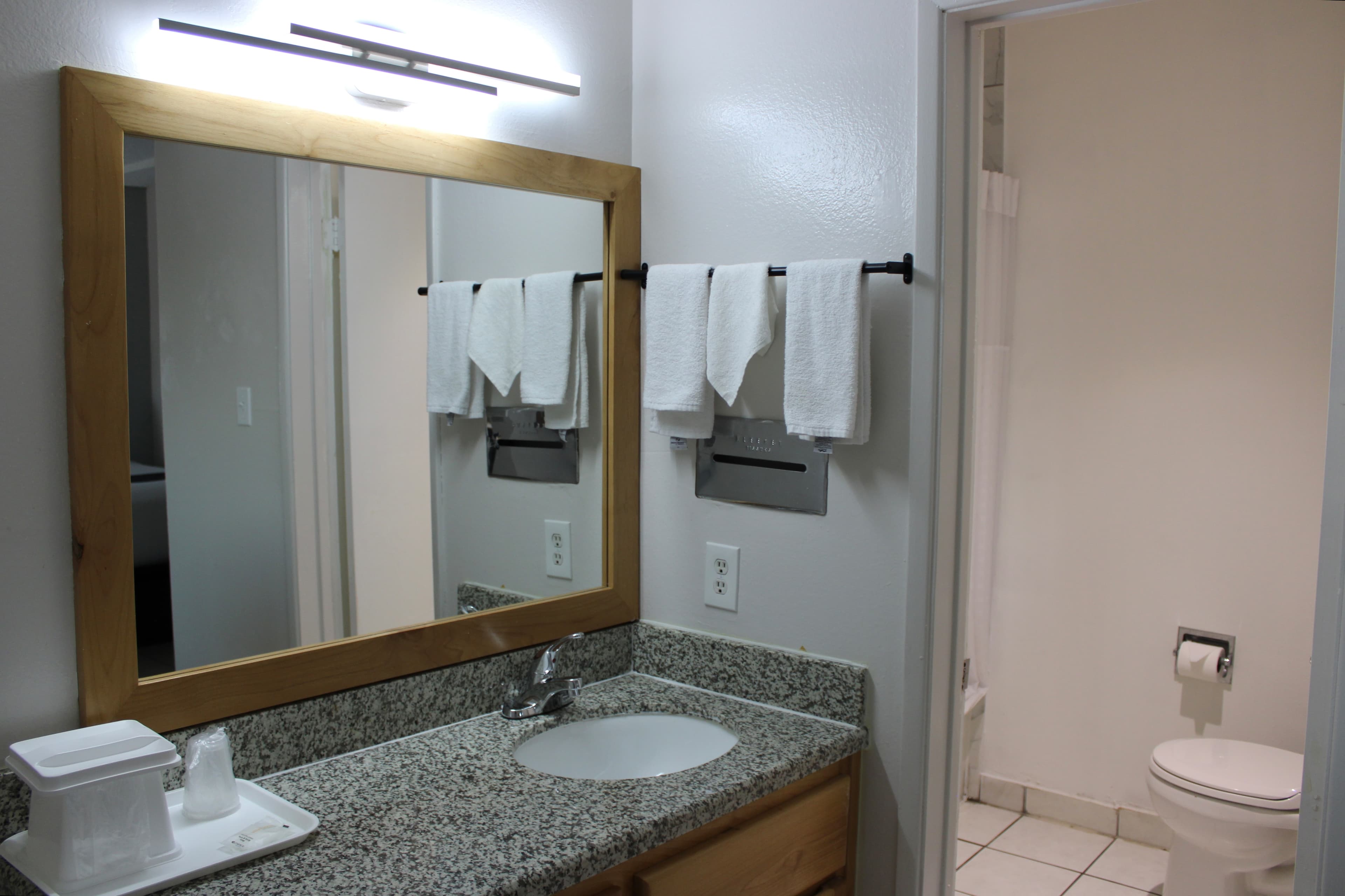 Rodeway Inn Yuma Downtown — 47