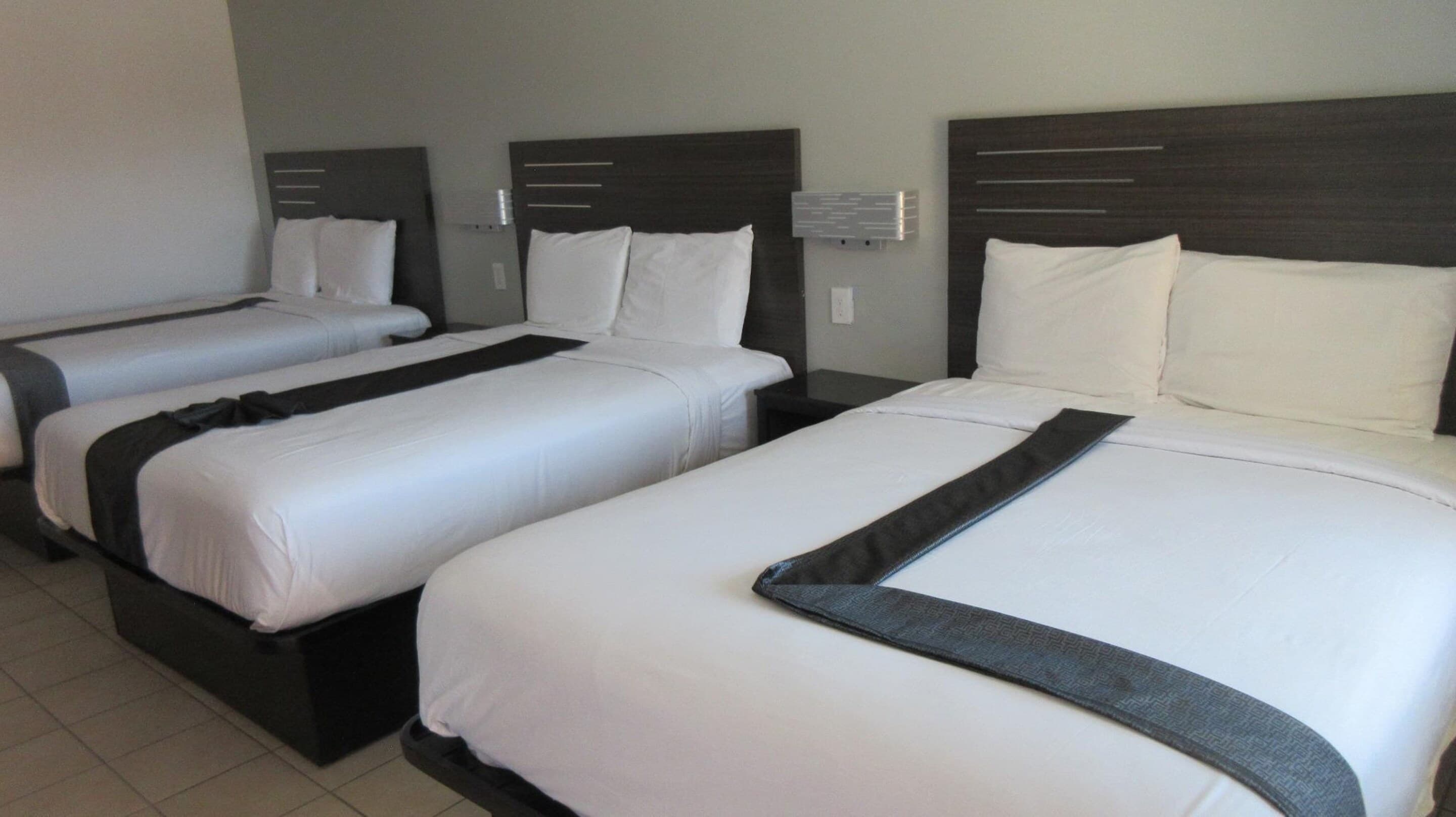 Rodeway Inn Yuma Downtown — 36