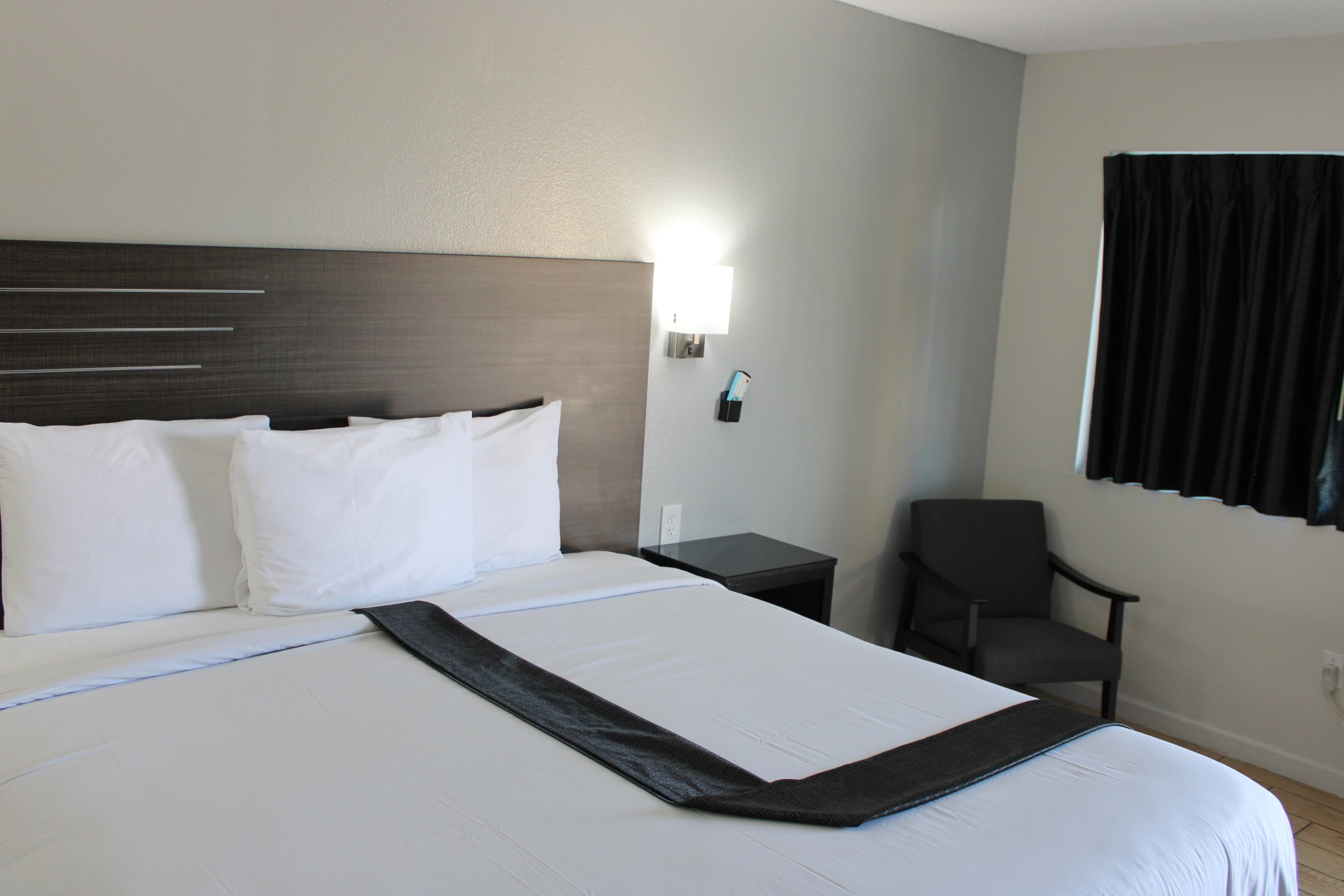 Rodeway Inn Yuma Downtown — 6