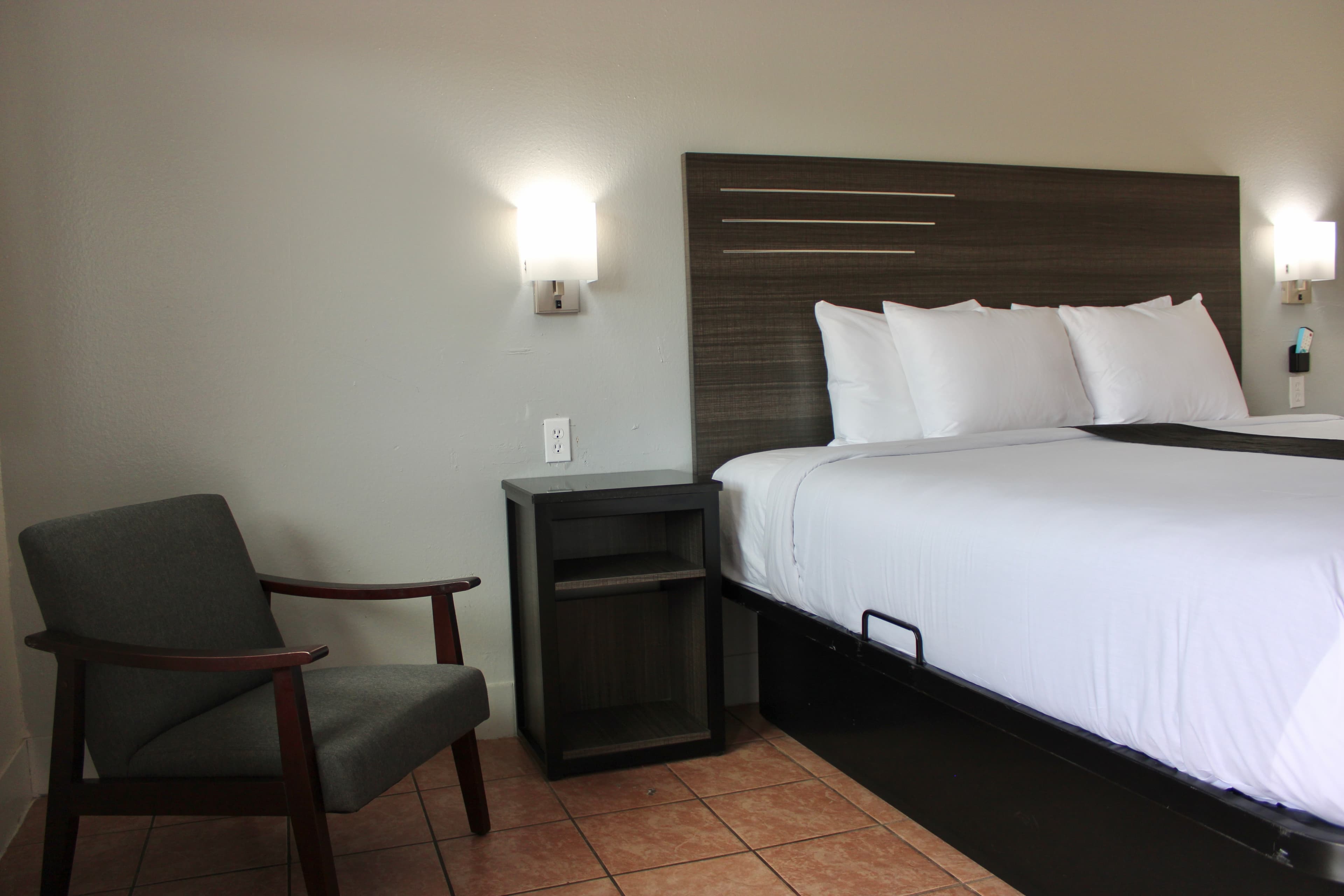 Rodeway Inn Yuma Downtown — 11