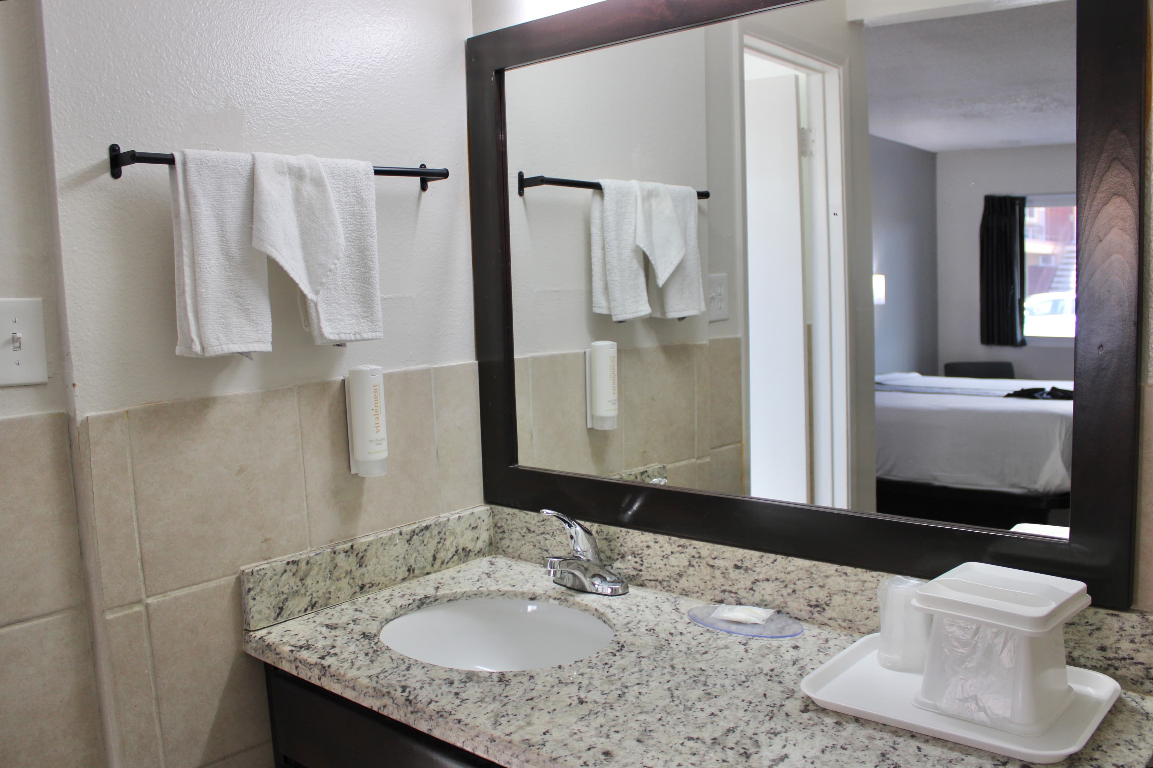 Rodeway Inn Yuma Downtown — 15