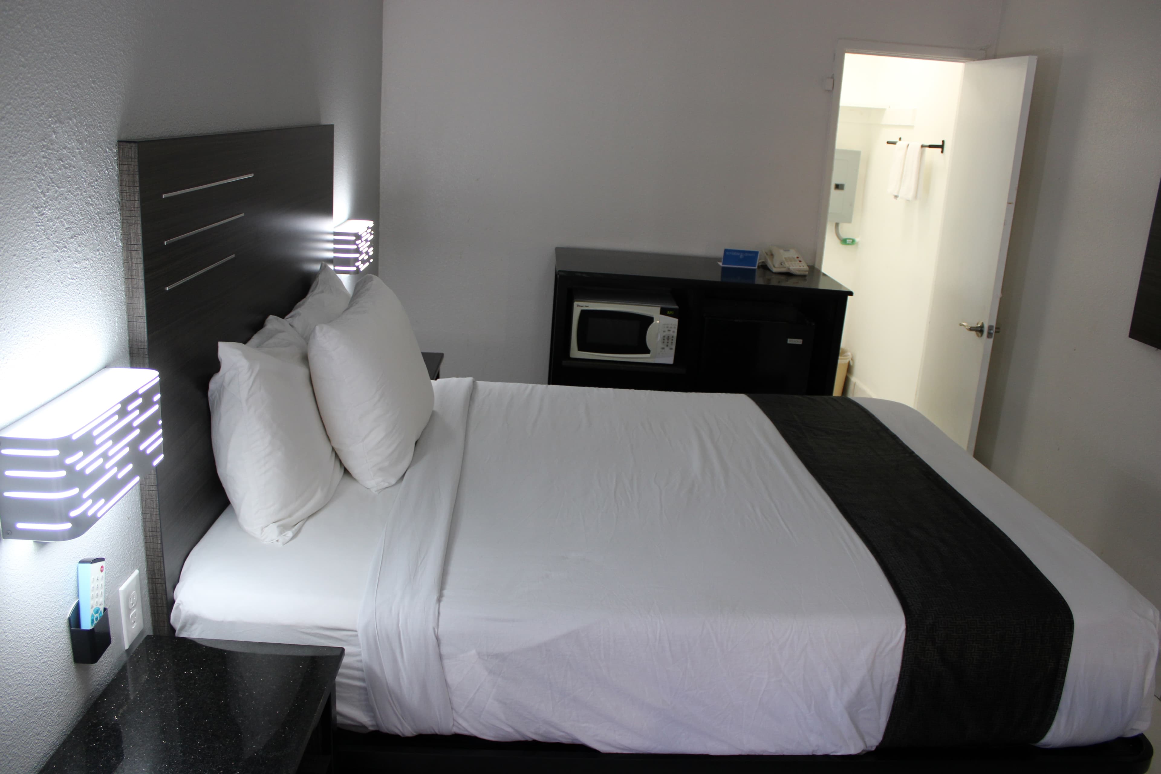 Rodeway Inn Yuma Downtown — 19