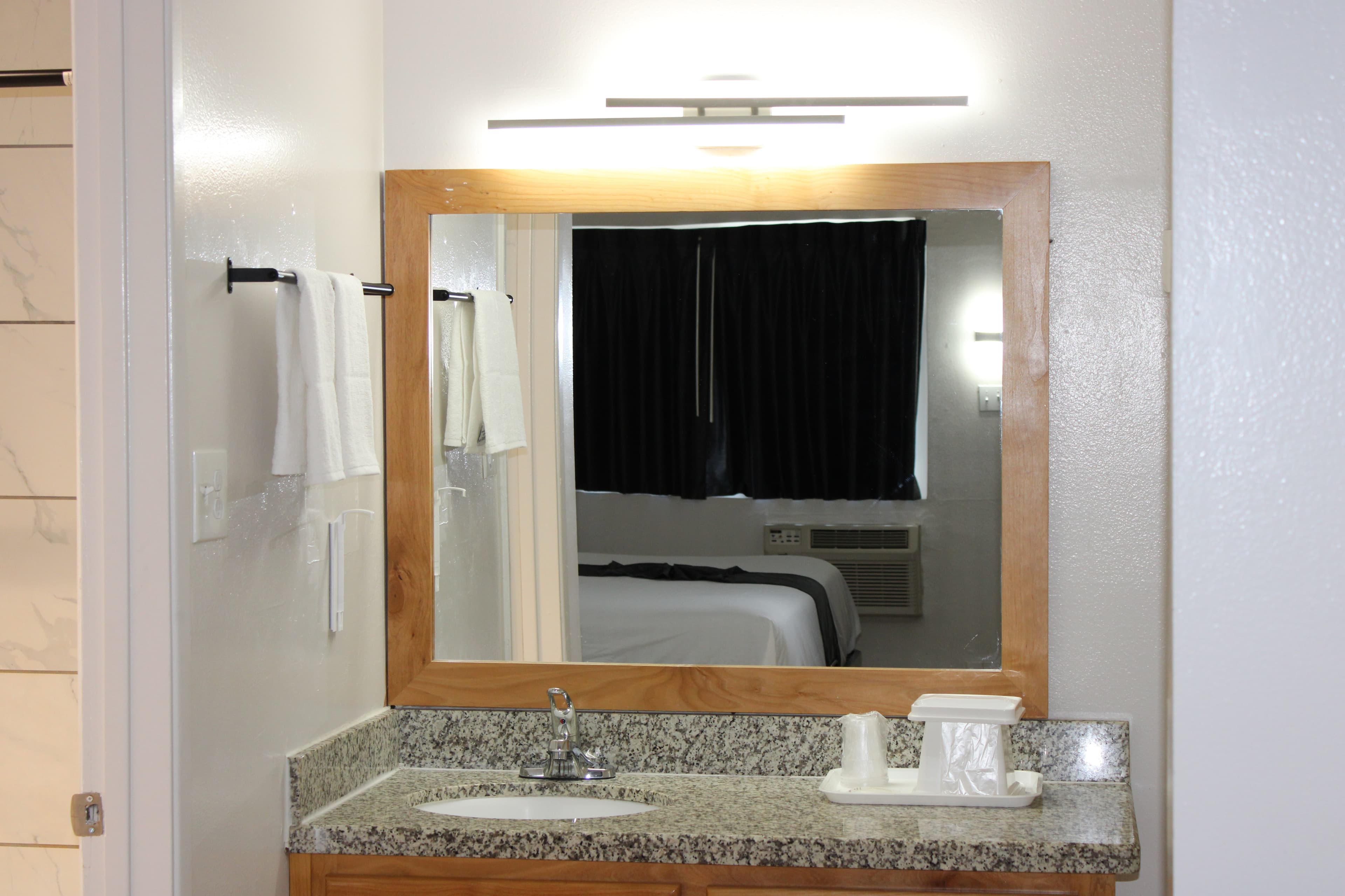 Rodeway Inn Yuma Downtown — 27