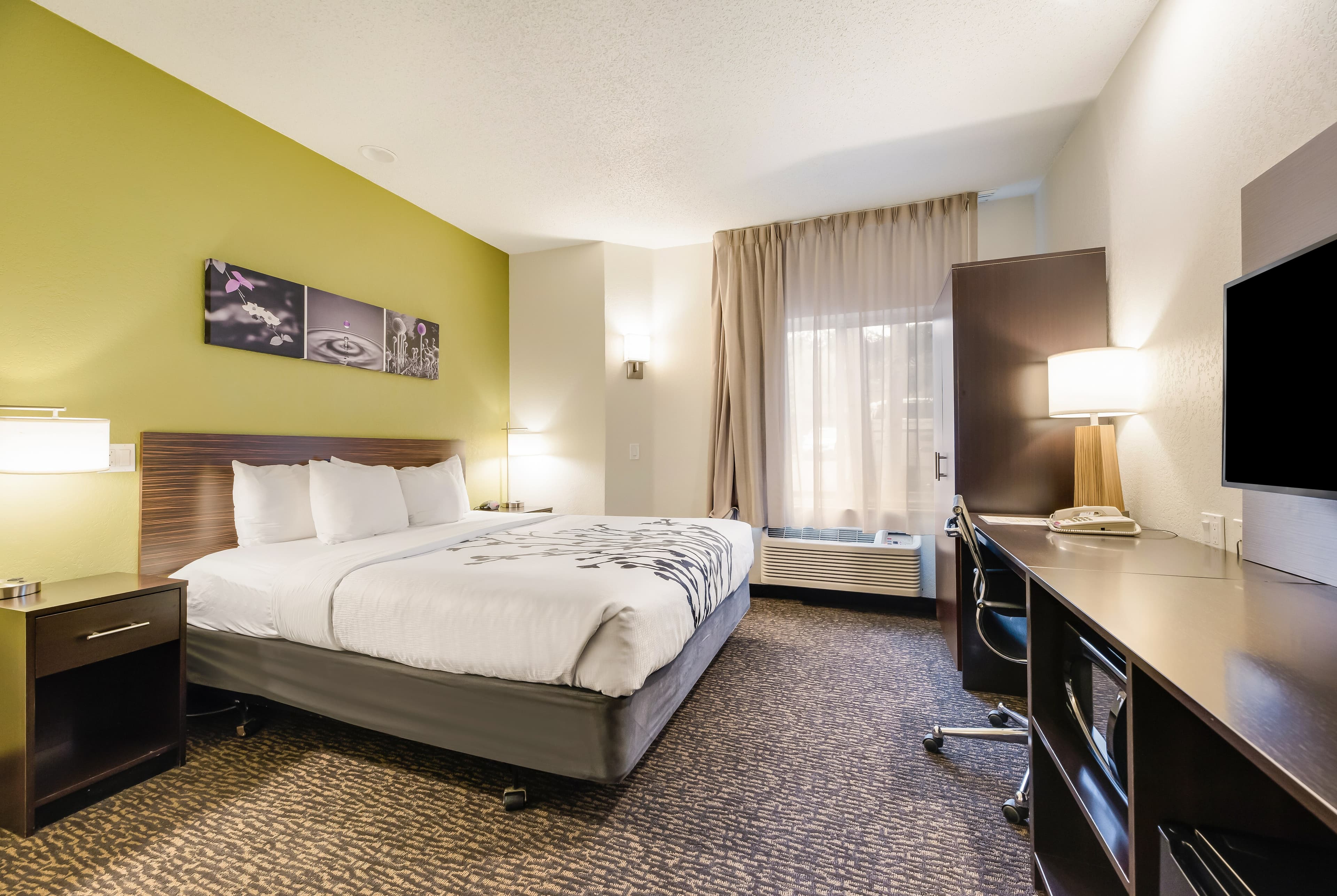 Sleep Inn Flagstaff - Image 2