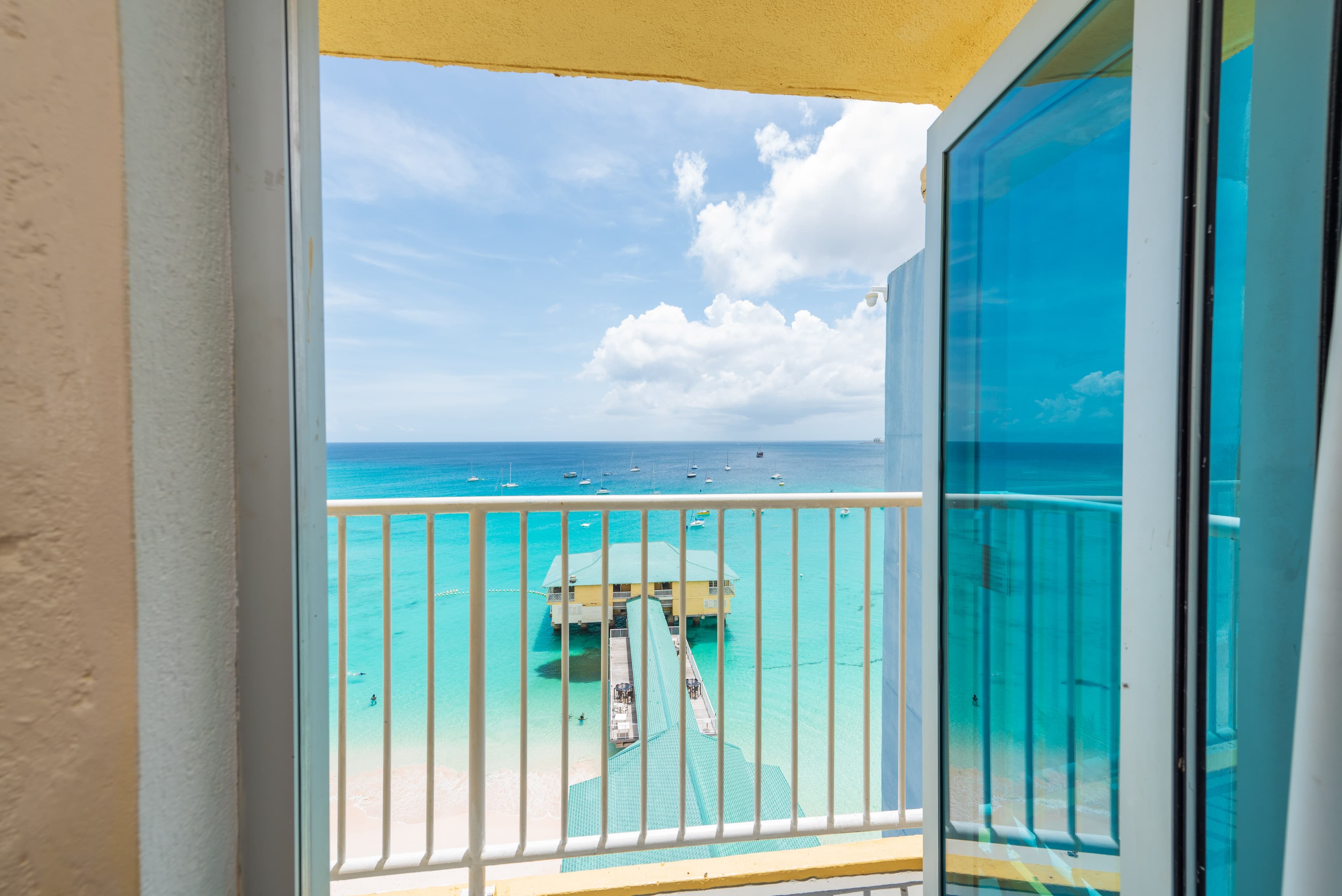 Radisson Aquatica Resort Barbados — 14