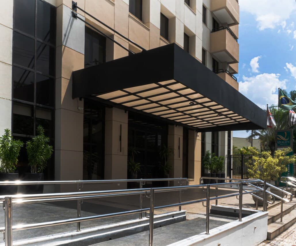 Quality Hotel Faria Lima - Image 1