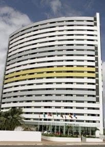 Quality Hotel & Suites Natal - Image 1