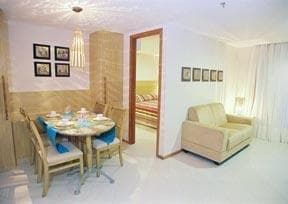 Quality Hotel & Suites Natal - Image 2
