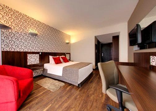 Quality Hotel Curitiba - Image 4