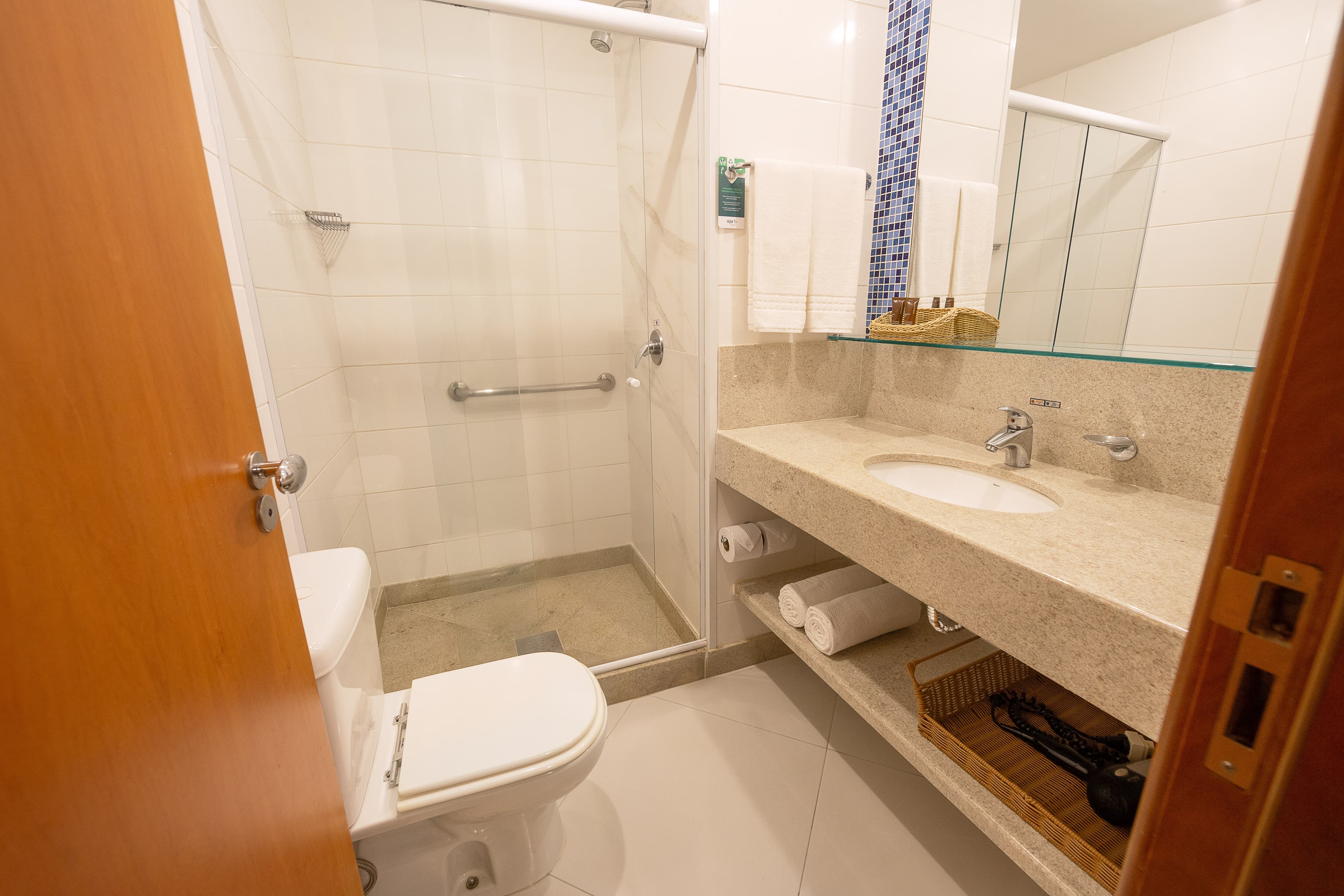 Quality Hotel Vitoria - Image 5