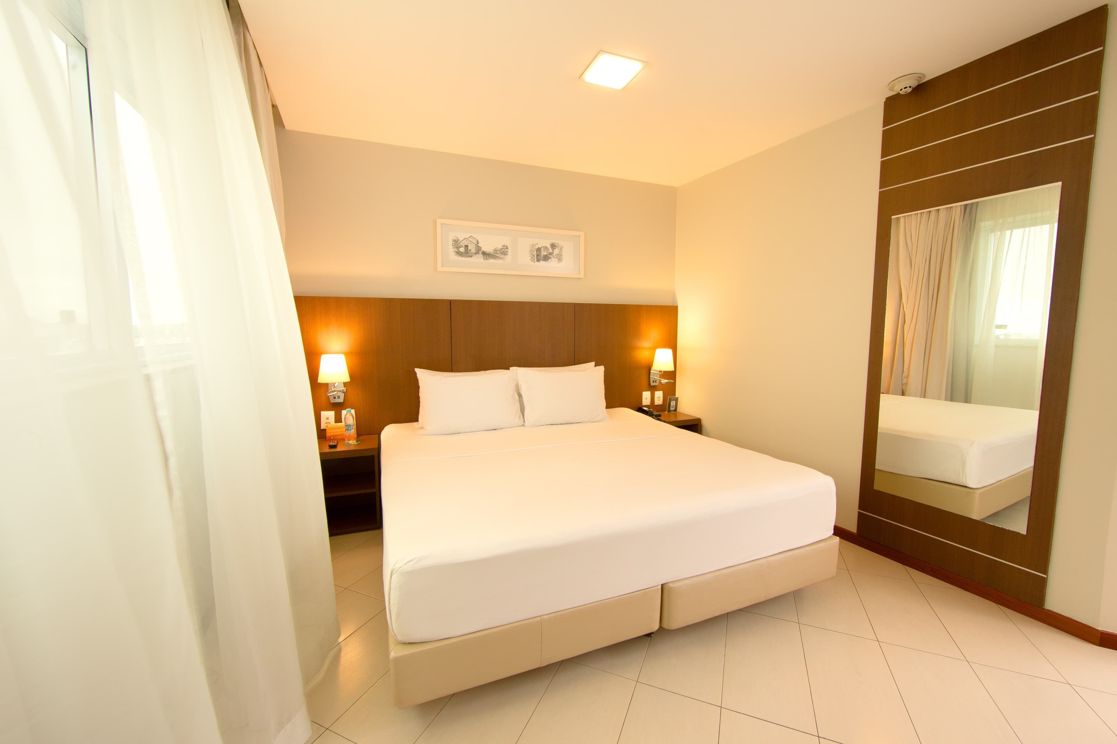 Quality Hotel Vitoria - Image 1
