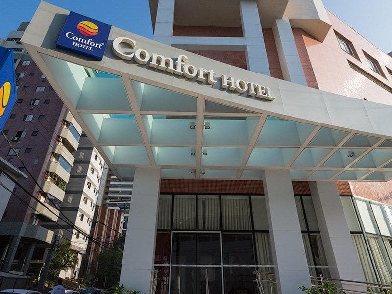 Comfort Hotel Santos - Image 1