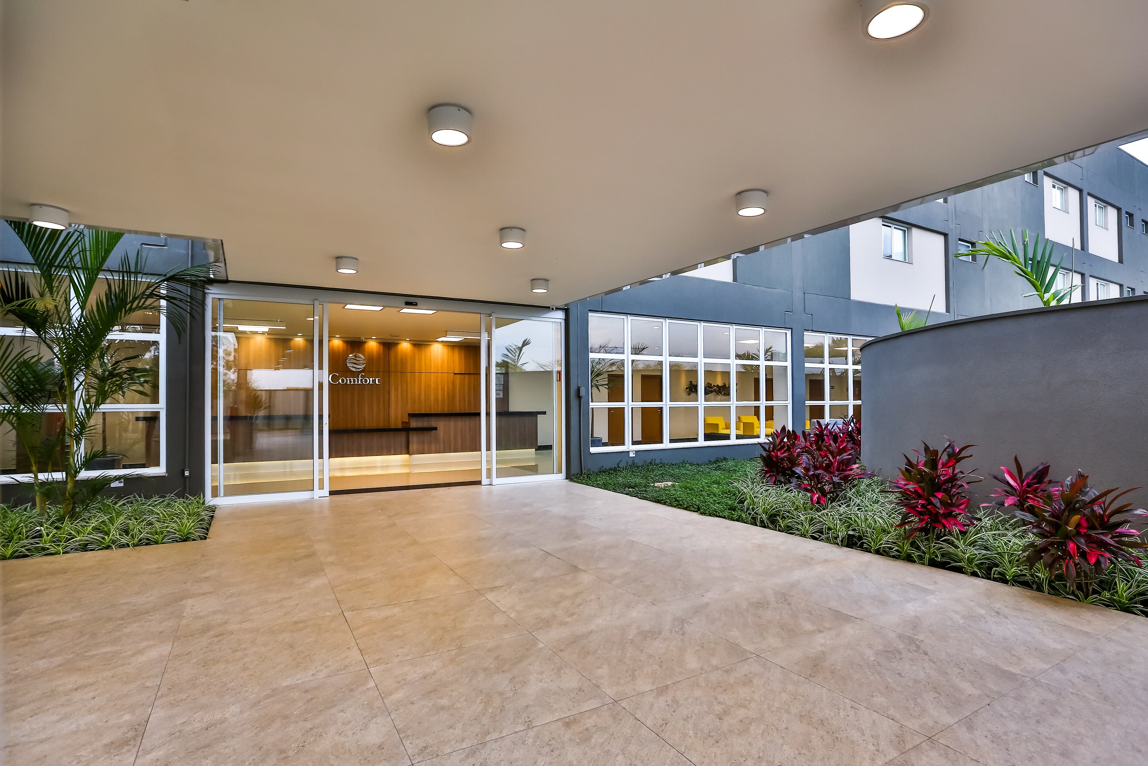 Comfort Hotel Mogi Guacu - Image 1