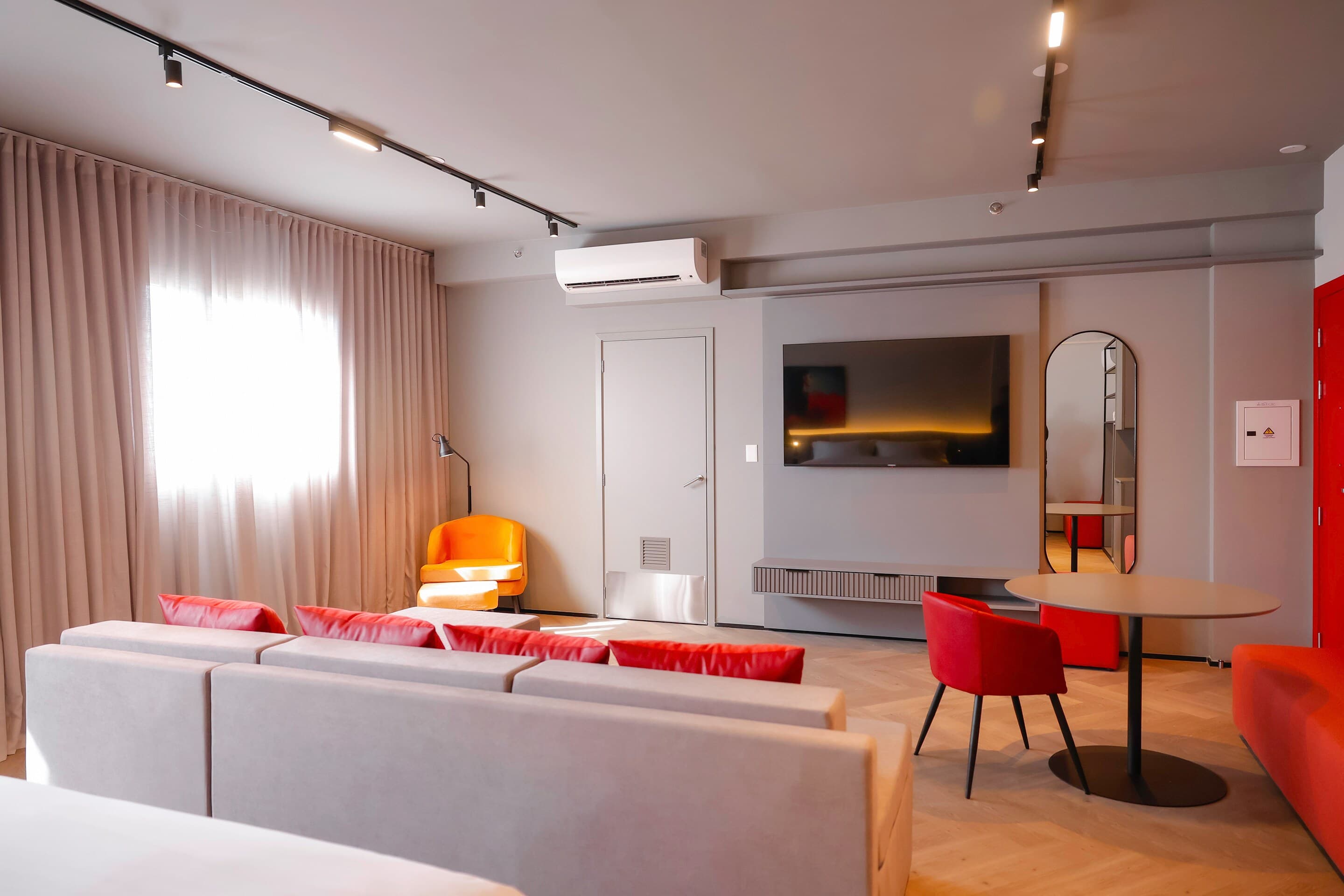Radisson RED Ibirapuera - Image 5