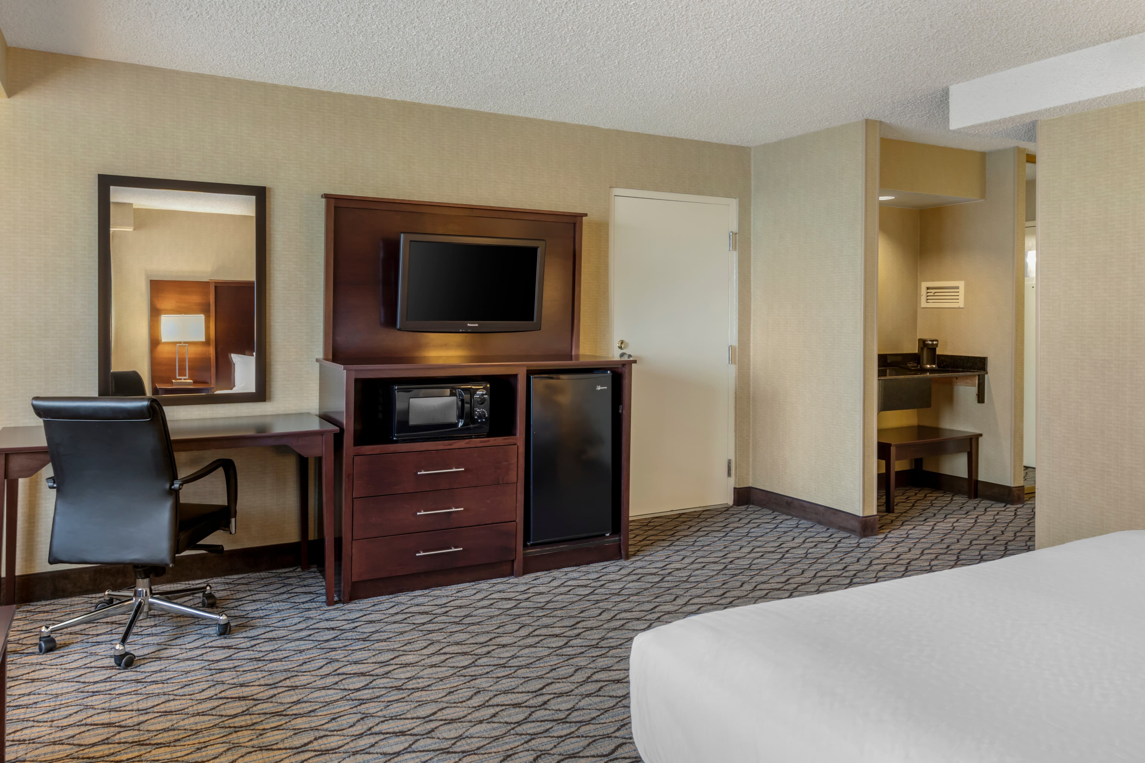 Clarion Hotel Anaheim Resort — 20