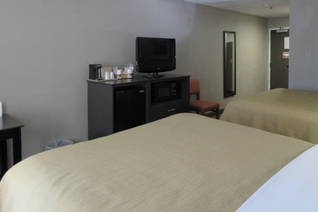 Quality Inn & Suites Fresno Northwest — 9