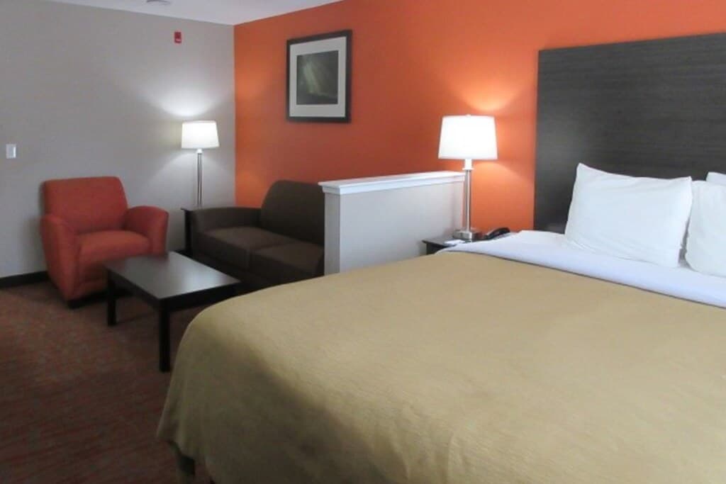Quality Inn & Suites Fresno Northwest — 13