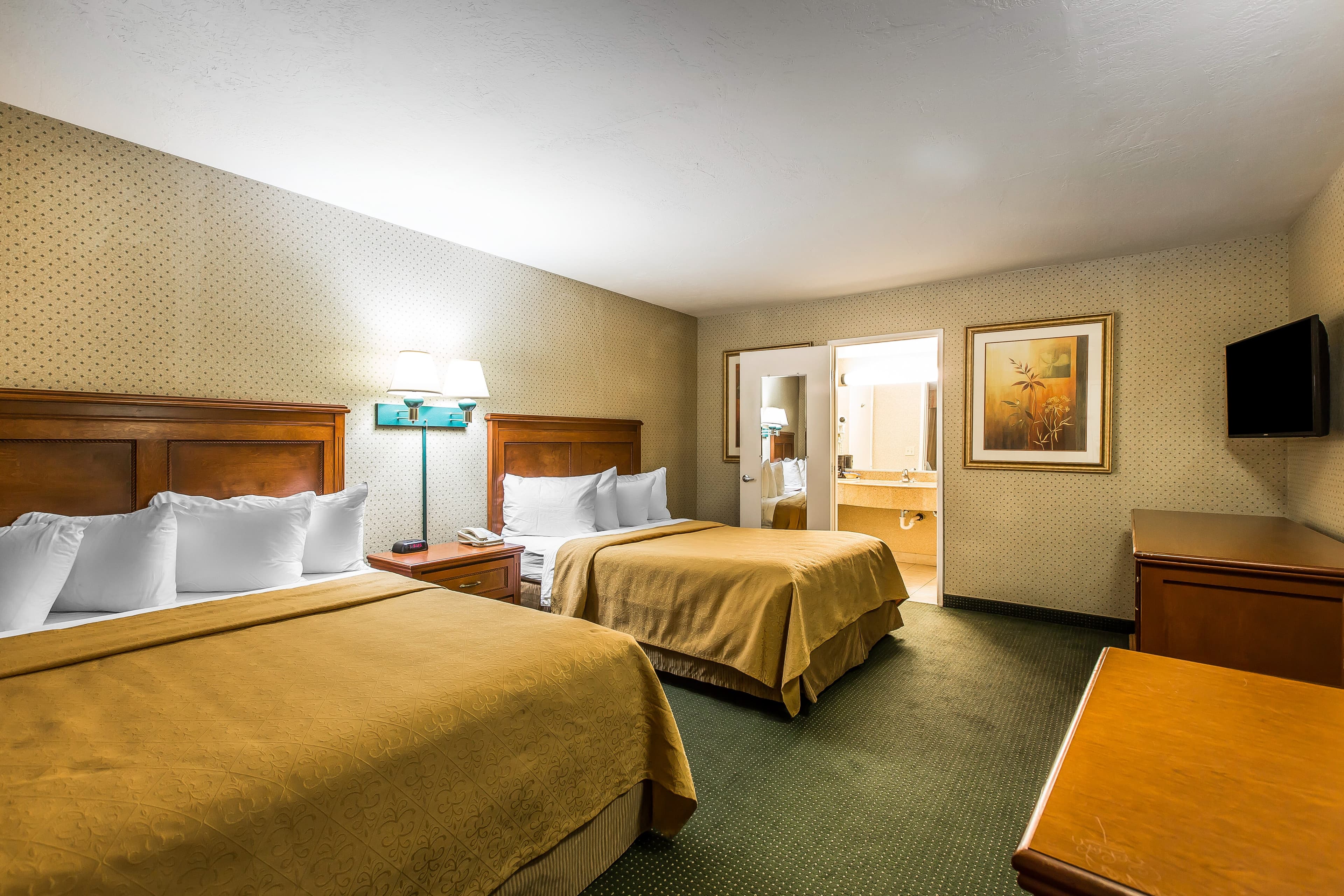 Quality Inn Near China Lake Naval Station — 22