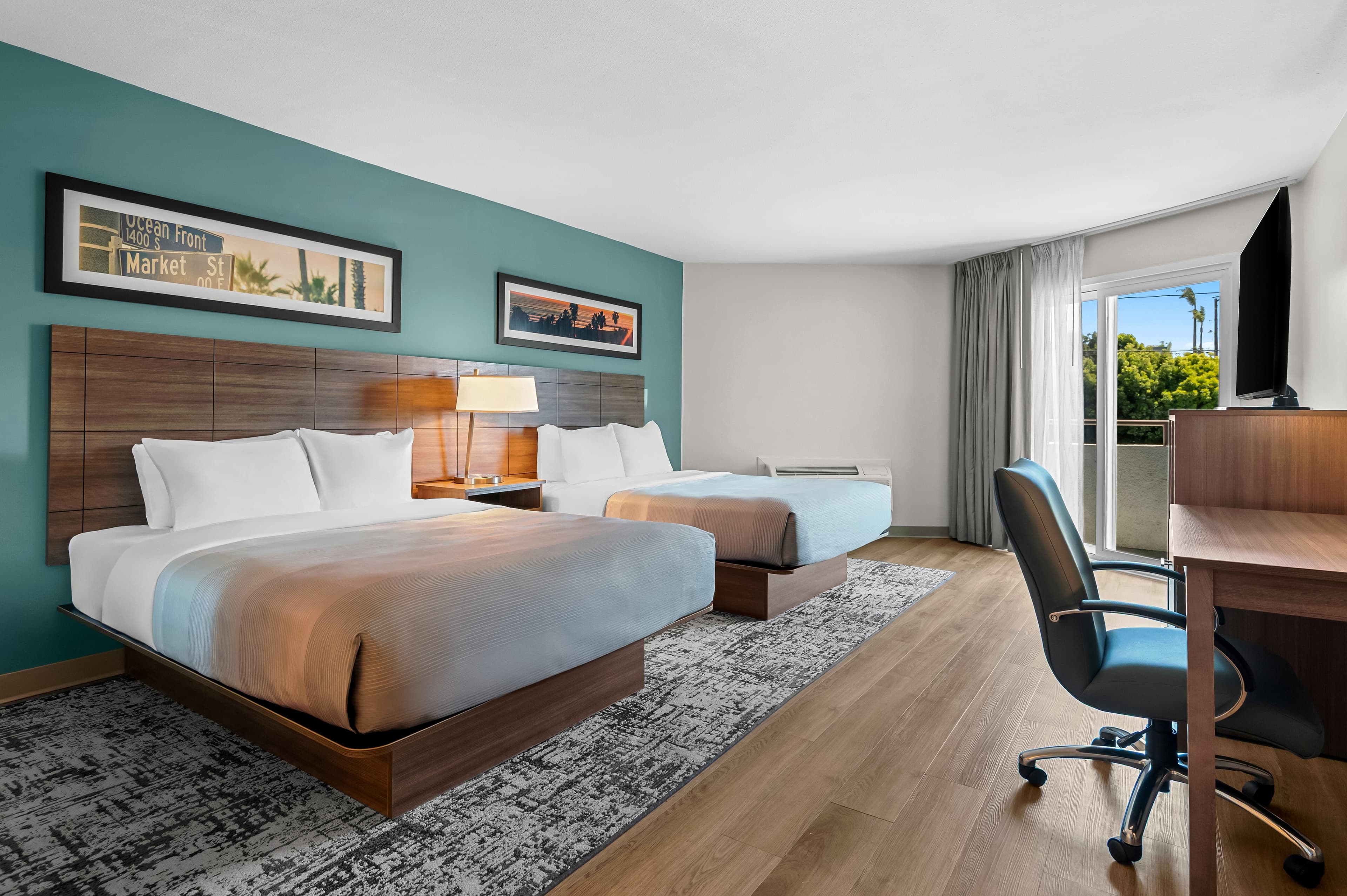 Quality Inn & Suites Hermosa Beach — 19