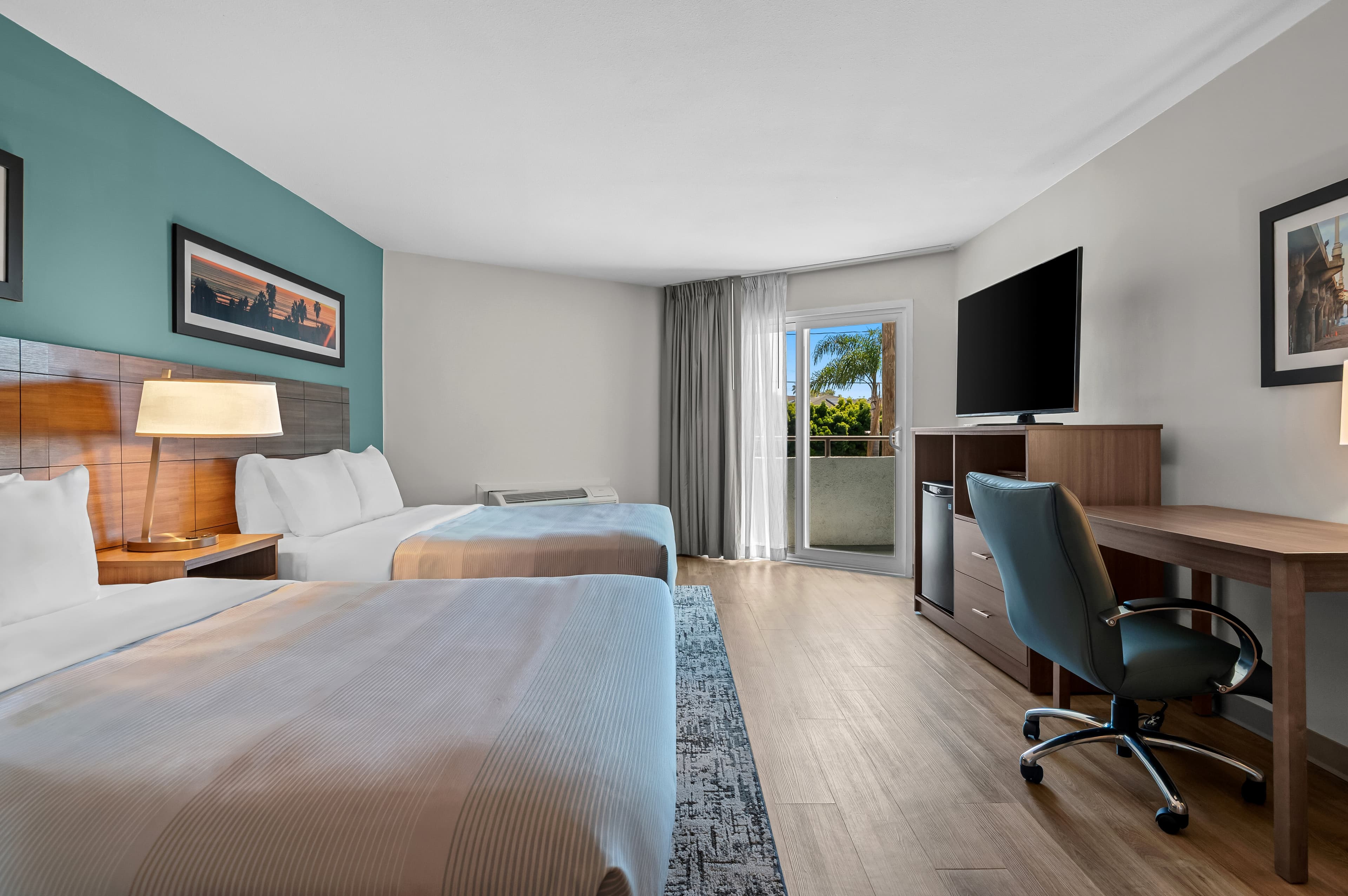 Quality Inn & Suites Hermosa Beach — 20