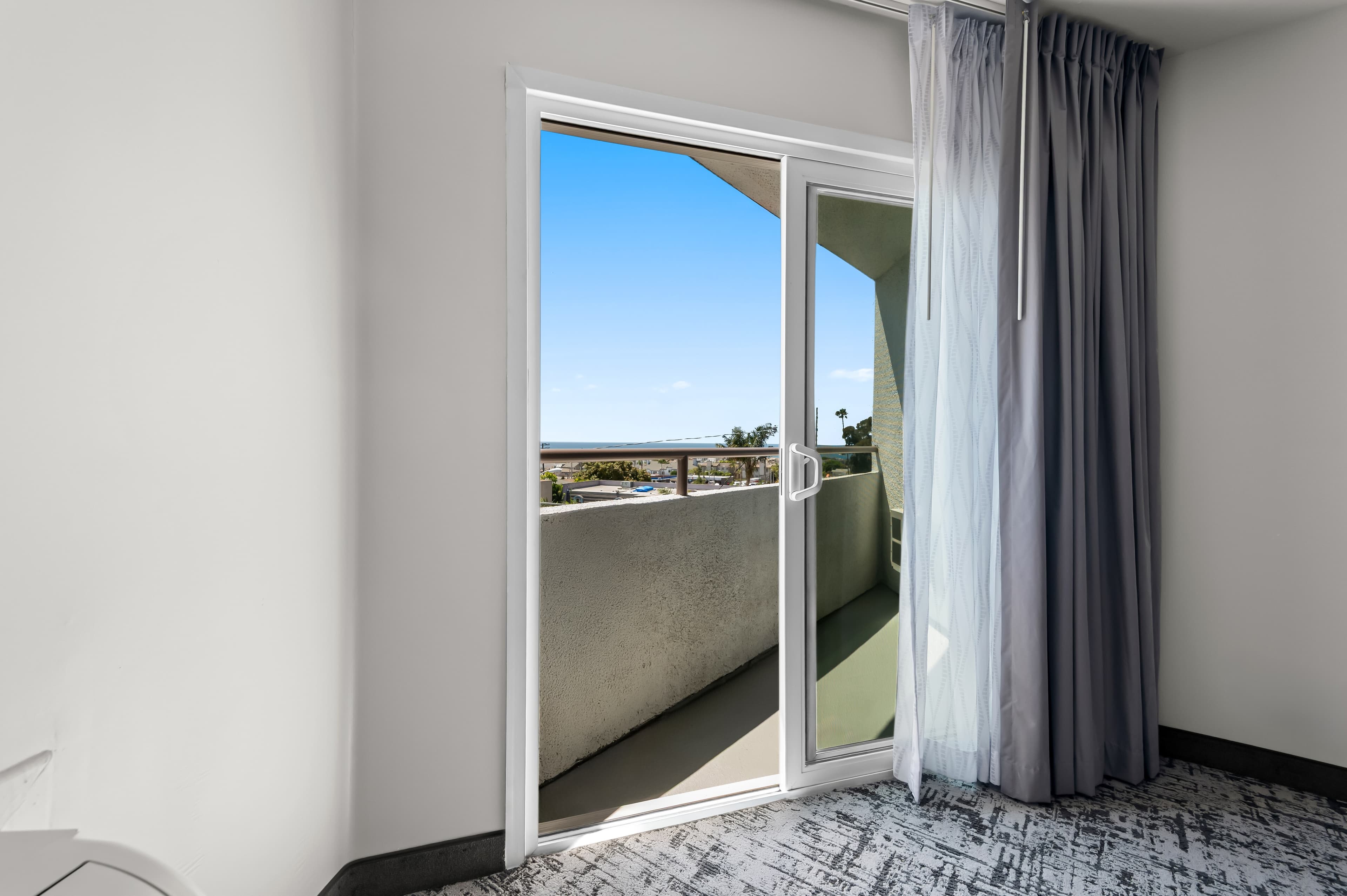 Quality Inn & Suites Hermosa Beach — 27