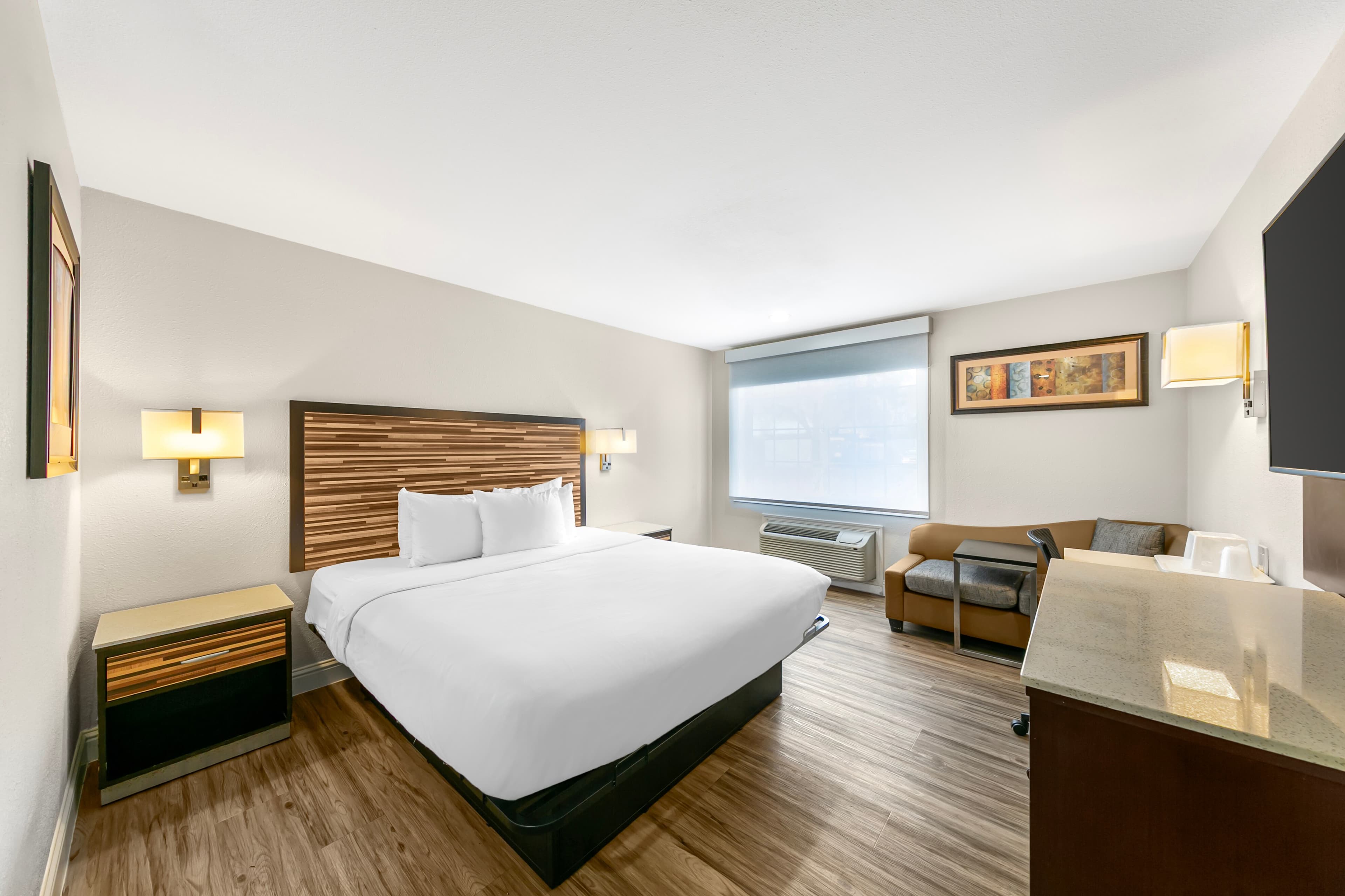 Quality Inn & Suites Sacramento Downtown Area — 6