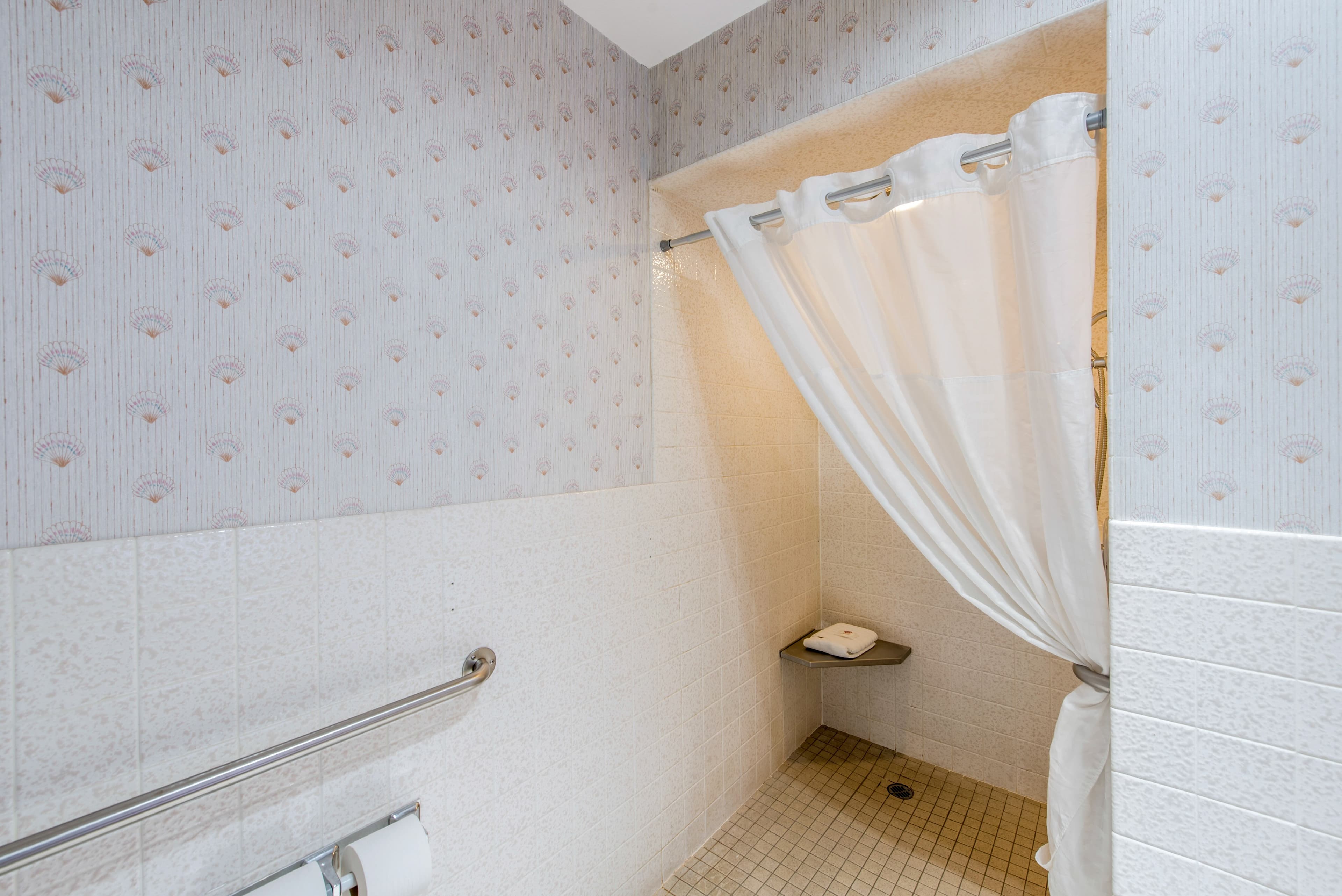 Comfort Inn Mount Shasta Area — 7