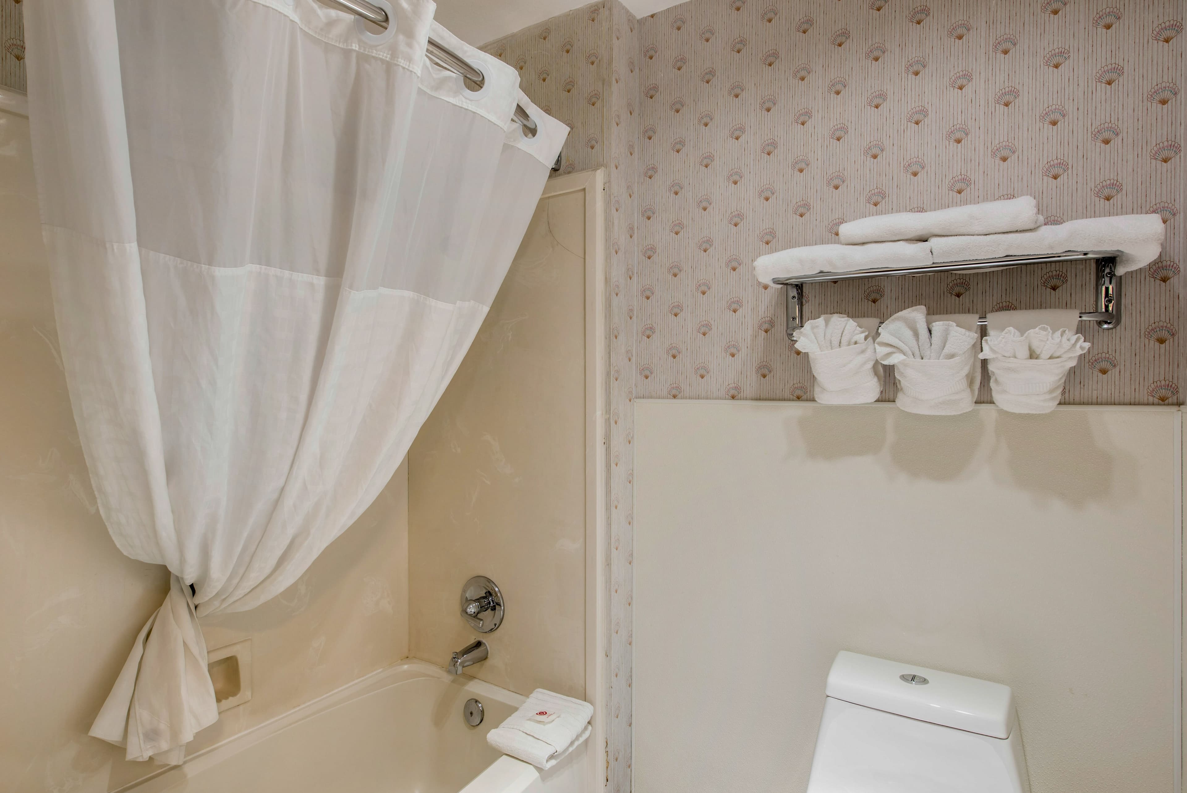 Comfort Inn Mount Shasta Area — 12