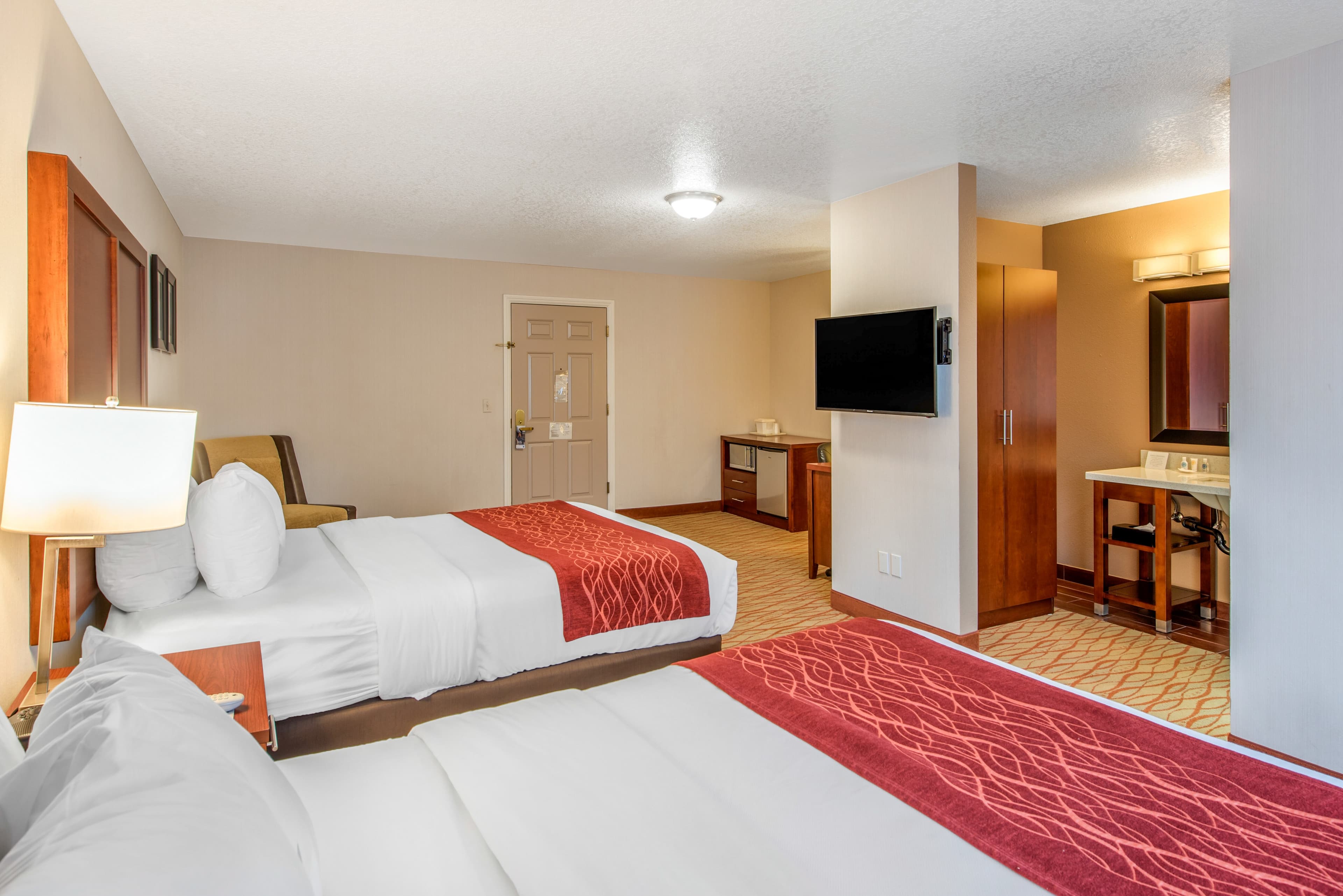 Comfort Inn Mount Shasta Area — 15