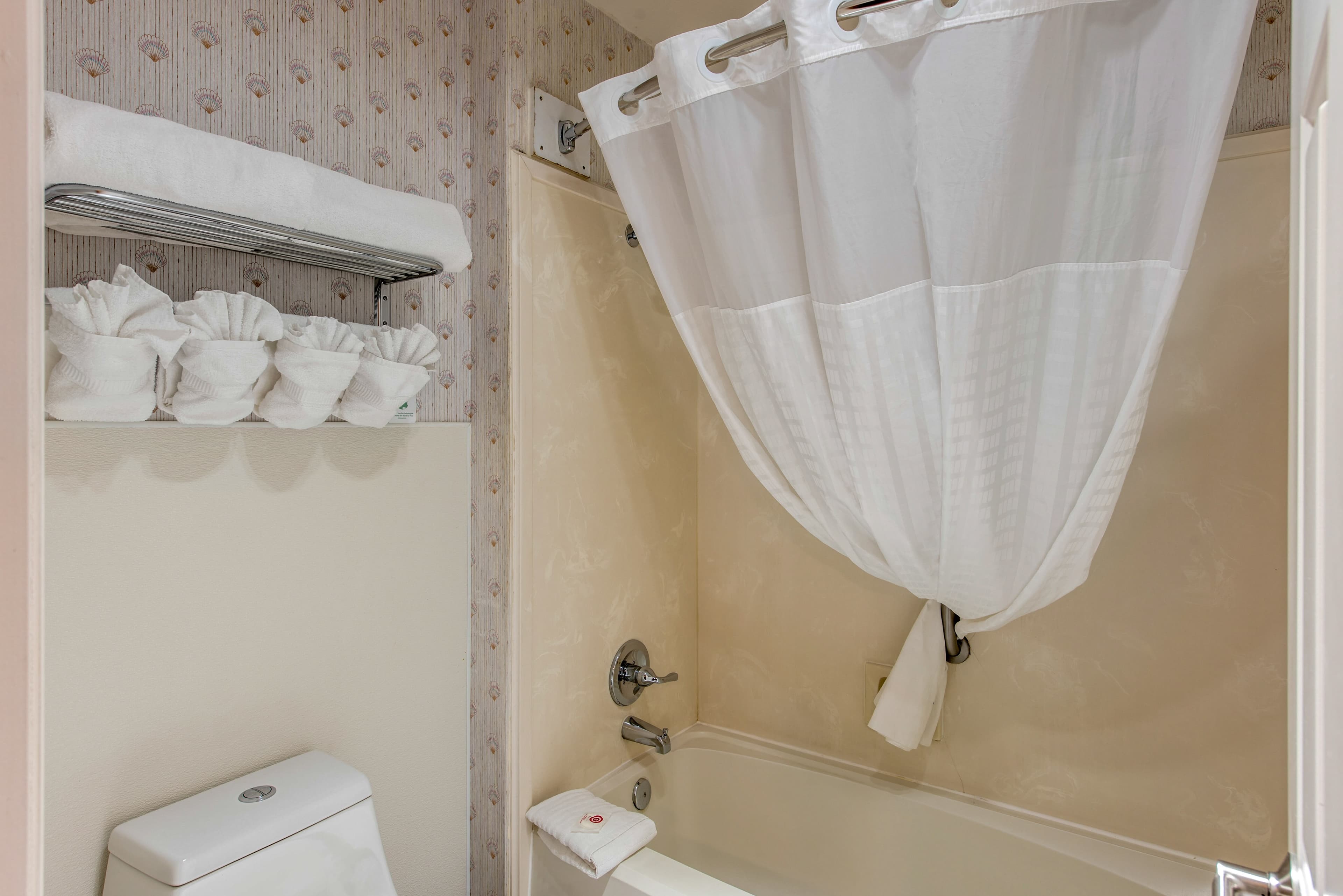 Comfort Inn Mount Shasta Area — 17