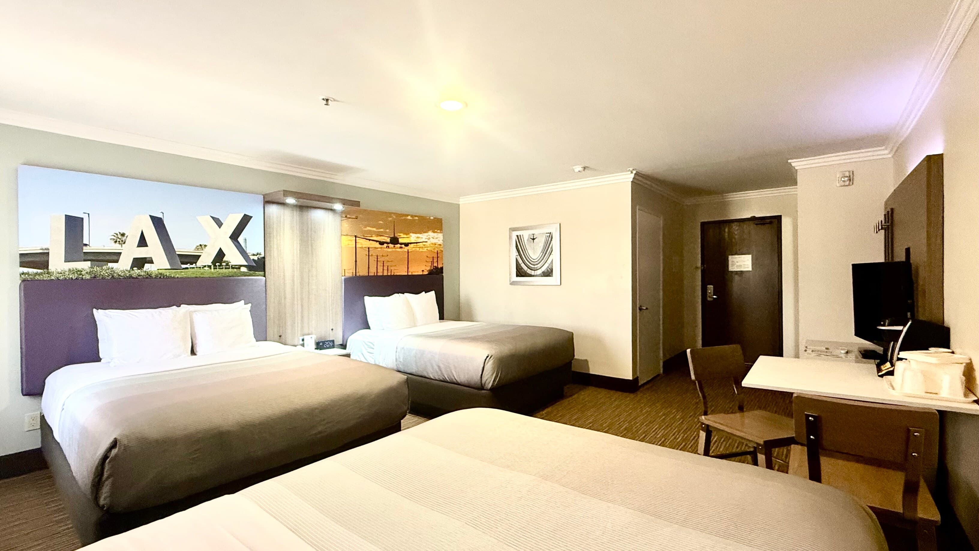 Quality Inn & Suites Los Angeles Airport - Stadium District — 8